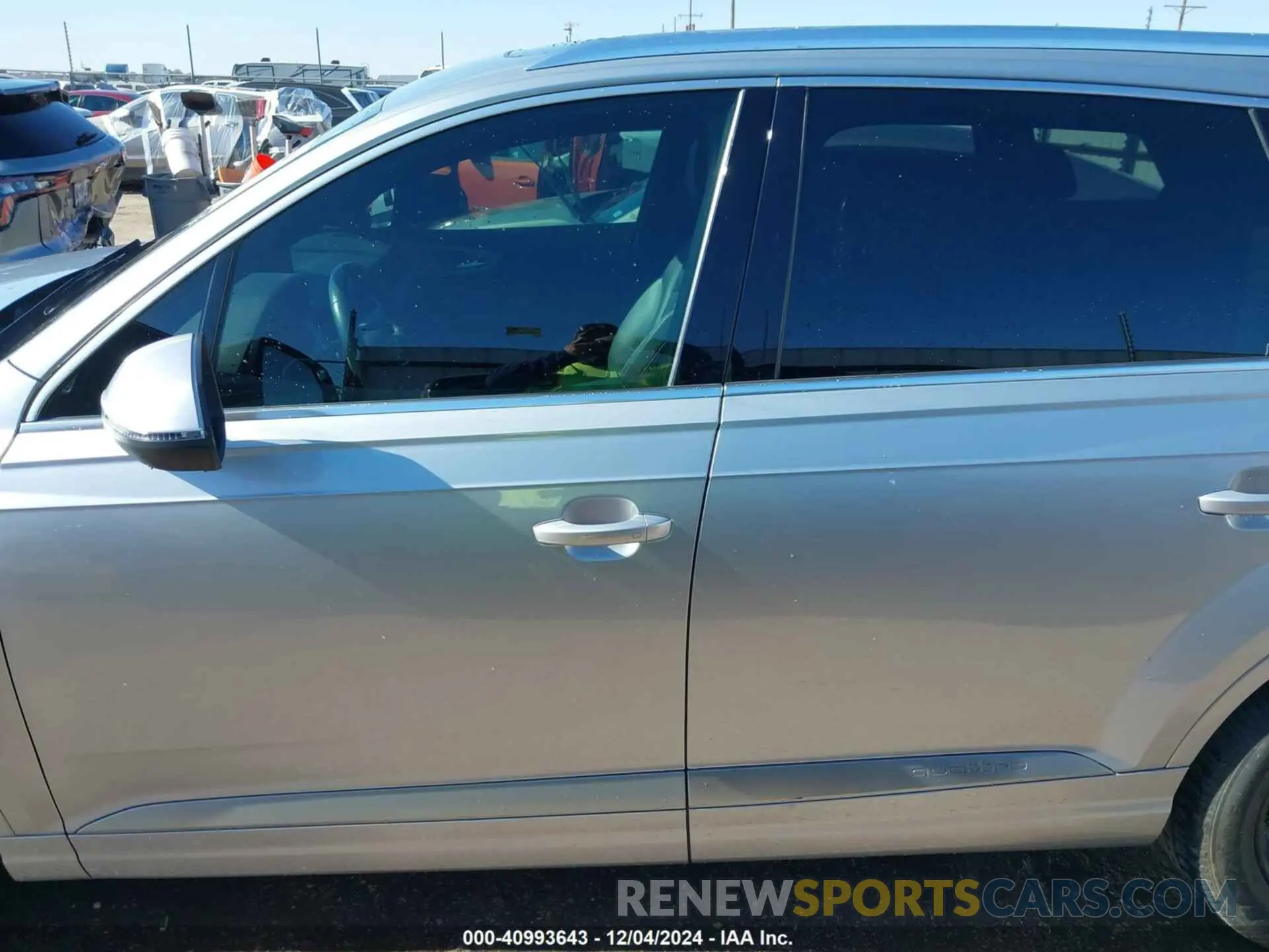 14 fotografías del automóvil dañado WA1LHAF7XKD014784 AUDI Q7 2019