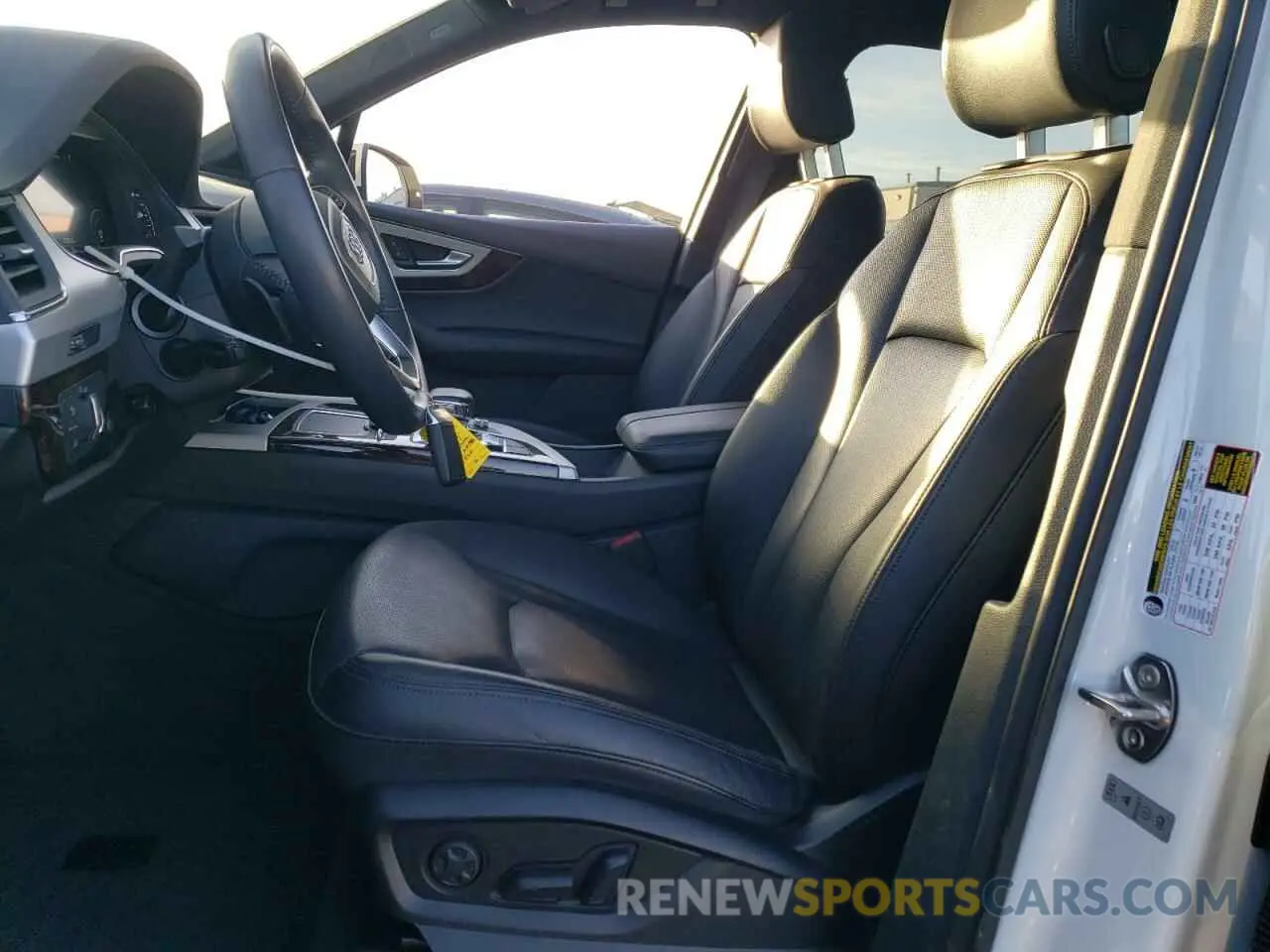 7 fotografías del automóvil dañado WA1LHAF7XKD026787 AUDI Q7 2019