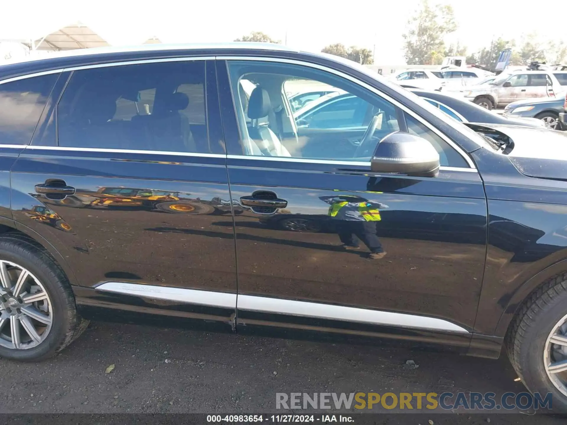 14 fotografías del automóvil dañado WA1LHAF7XKD039586 AUDI Q7 2019