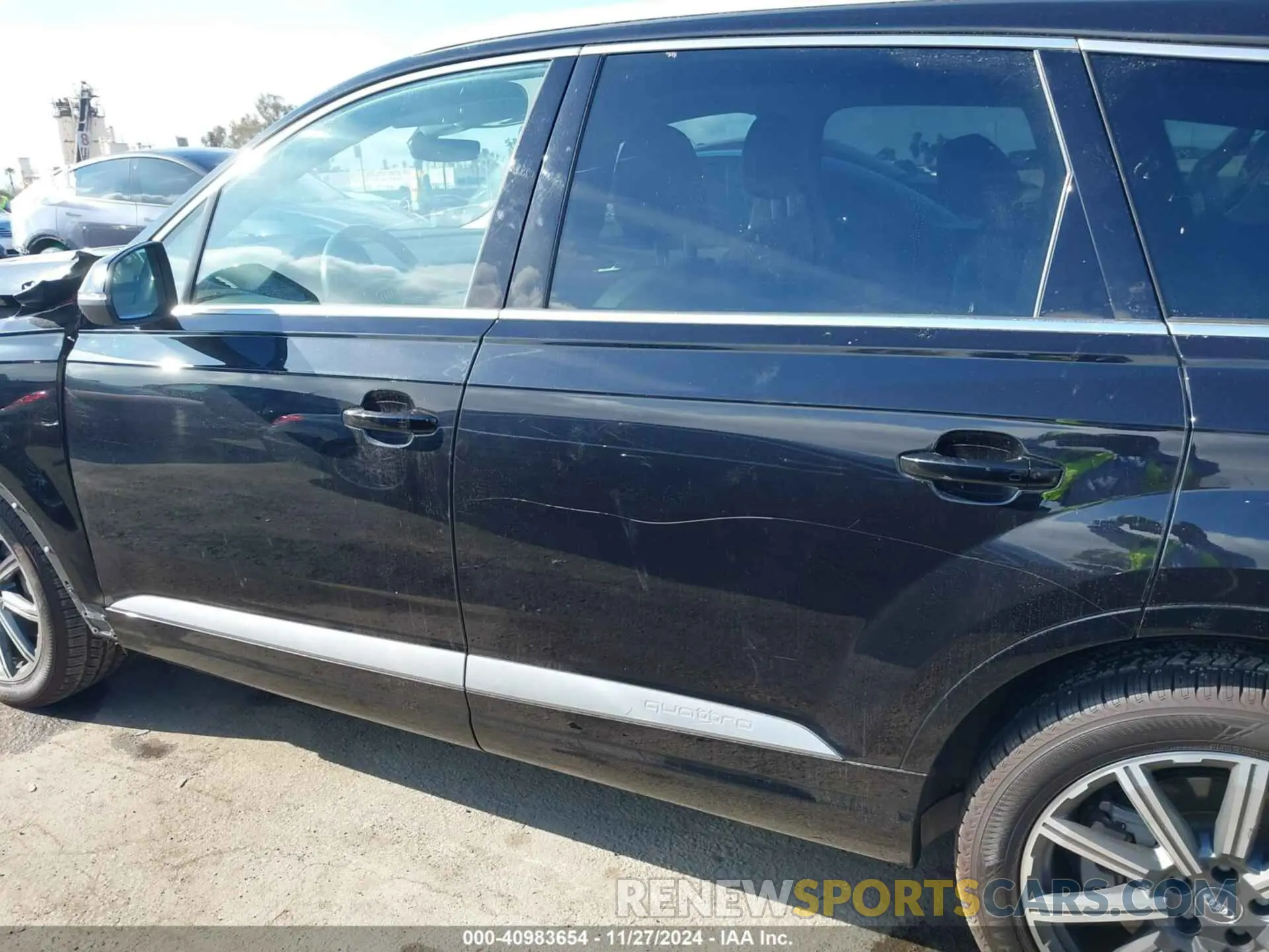 15 fotografías del automóvil dañado WA1LHAF7XKD039586 AUDI Q7 2019