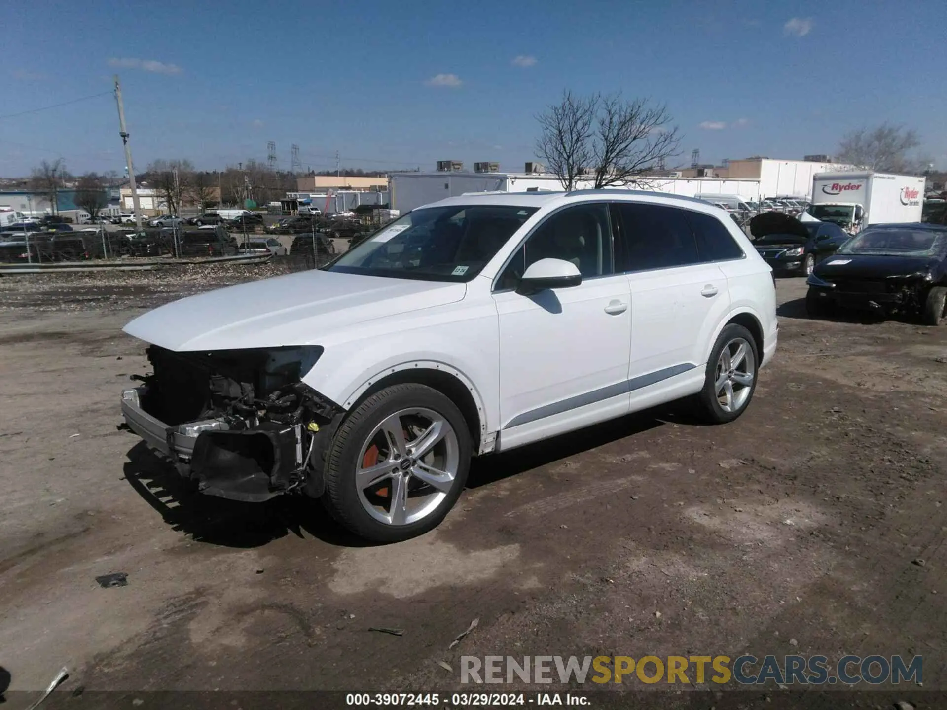 2 fotografías del automóvil dañado WA1VAAF71KD008305 AUDI Q7 2019