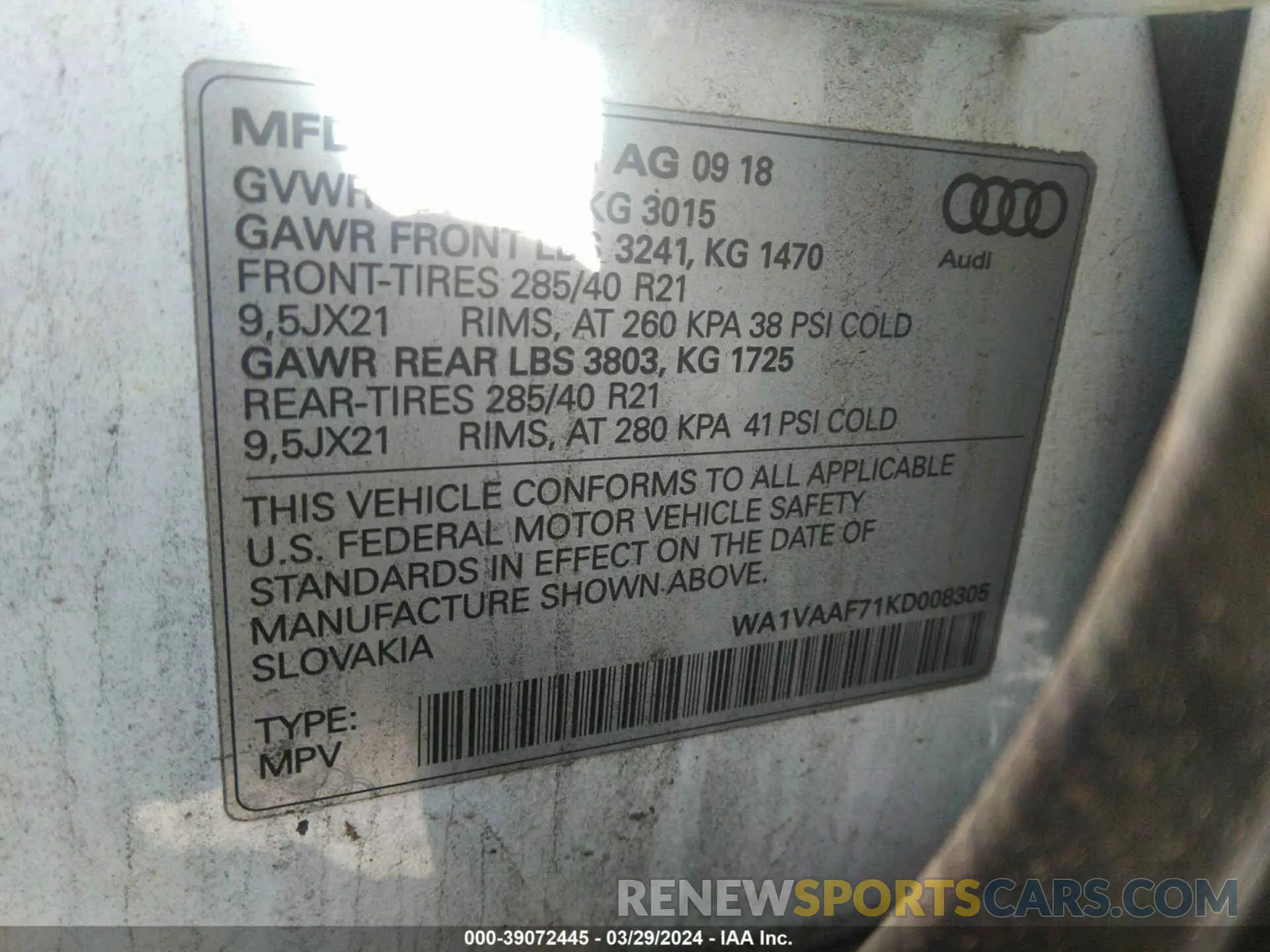 9 fotografías del automóvil dañado WA1VAAF71KD008305 AUDI Q7 2019