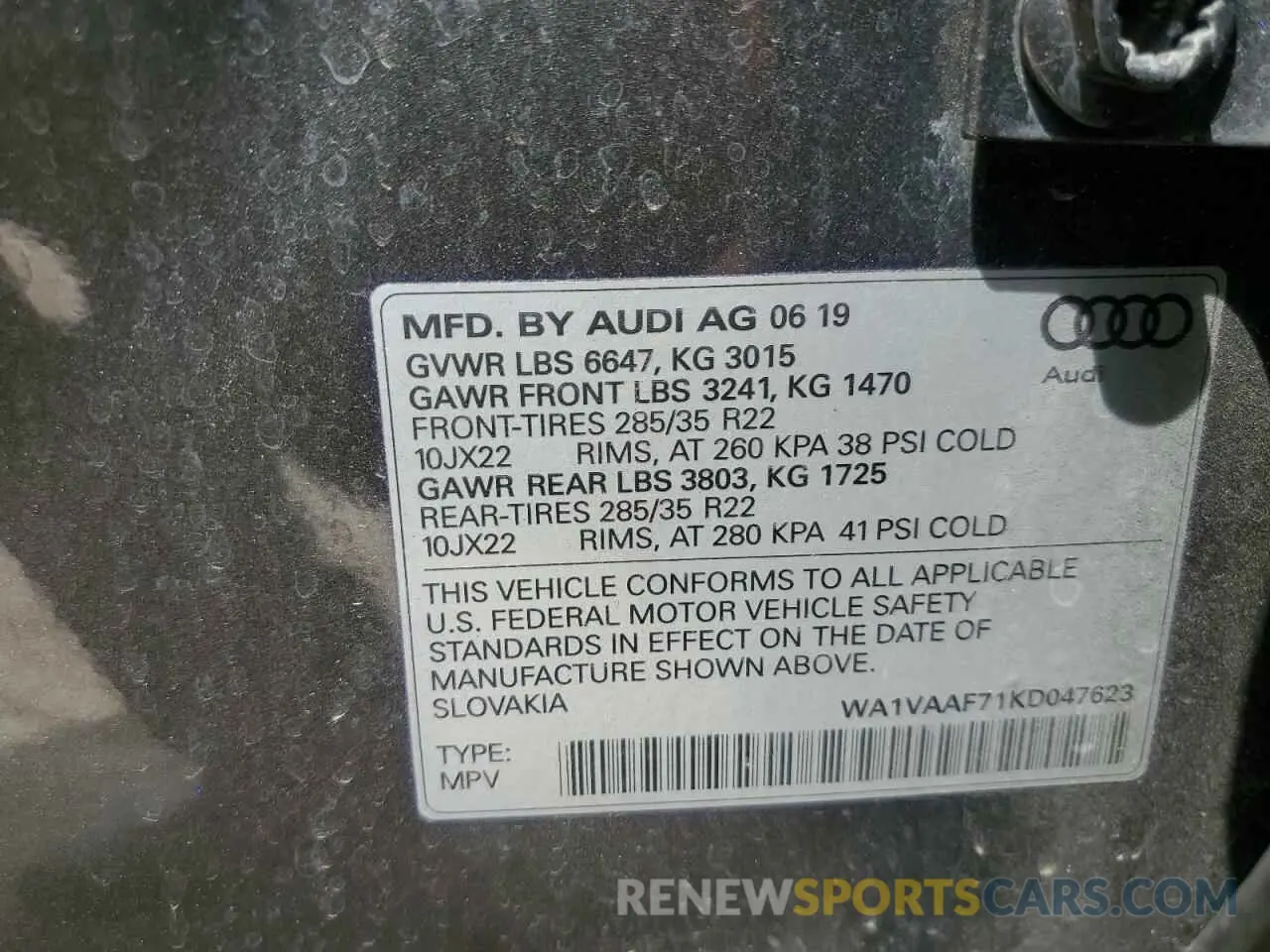 13 fotografías del automóvil dañado WA1VAAF71KD047623 AUDI Q7 2019