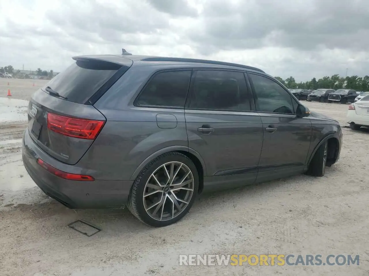 3 fotografías del automóvil dañado WA1VAAF71KD047623 AUDI Q7 2019