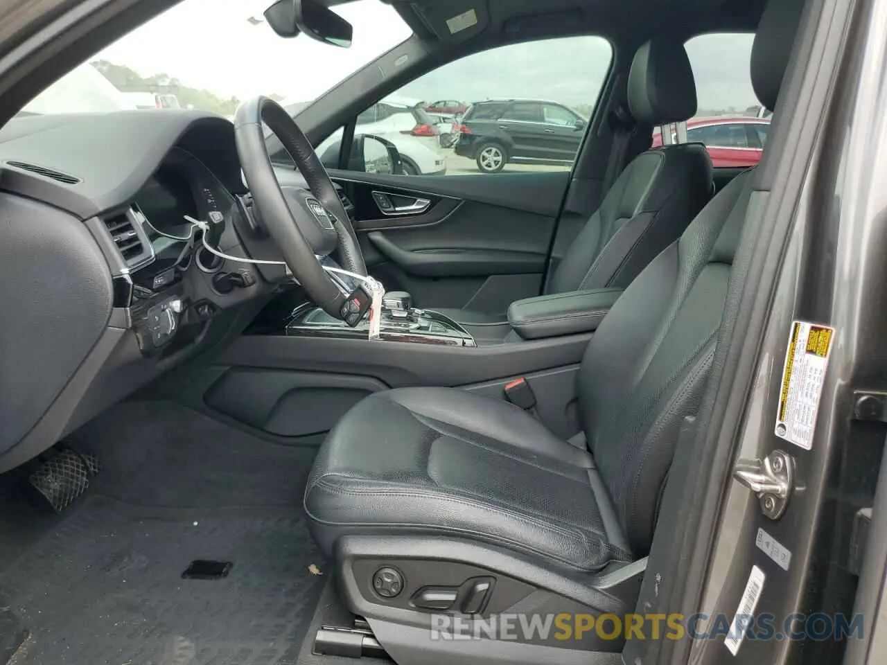 7 fotografías del automóvil dañado WA1VAAF71KD047623 AUDI Q7 2019
