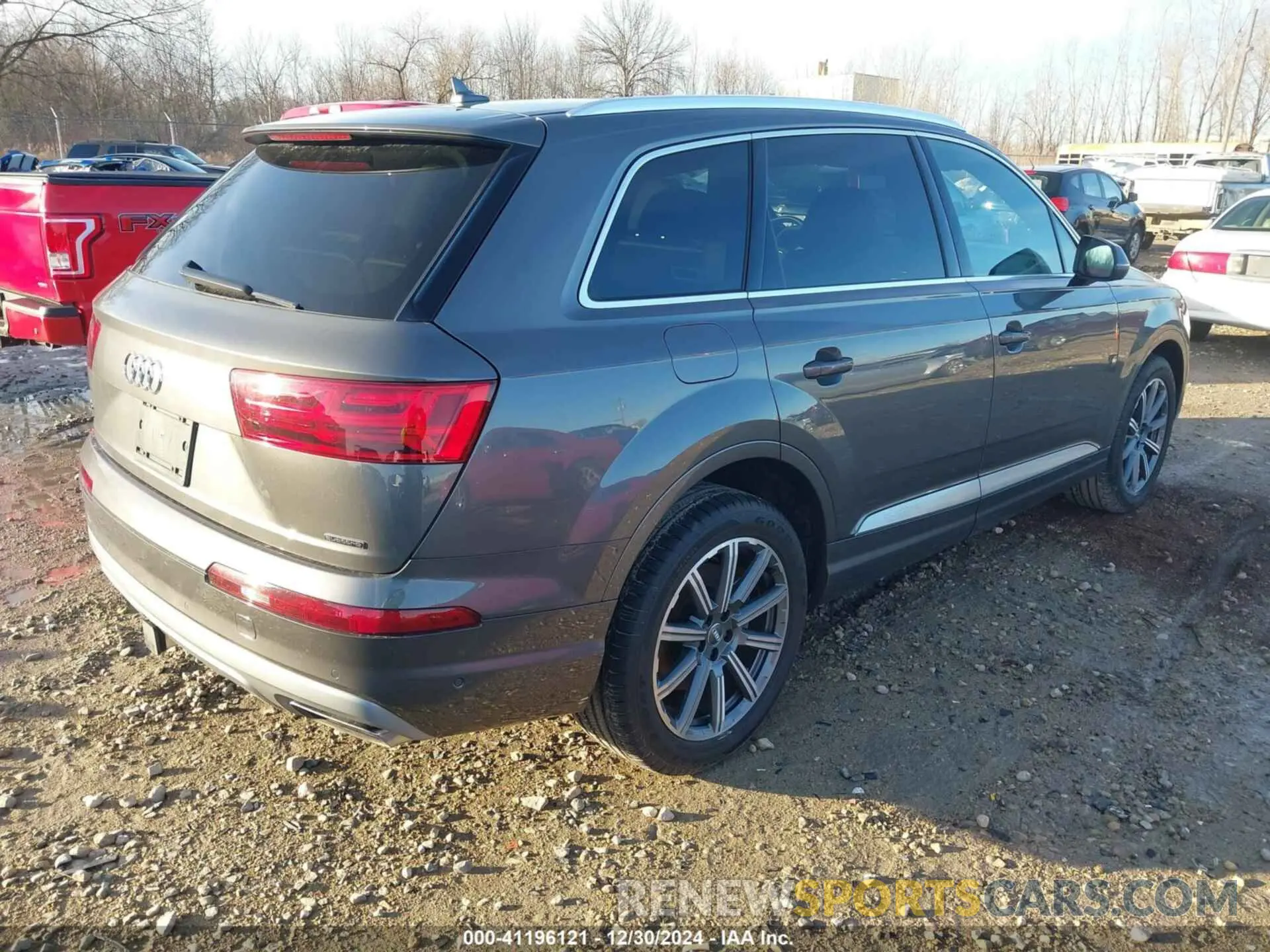 4 fotografías del automóvil dañado WA1VAAF72KD038641 AUDI Q7 2019