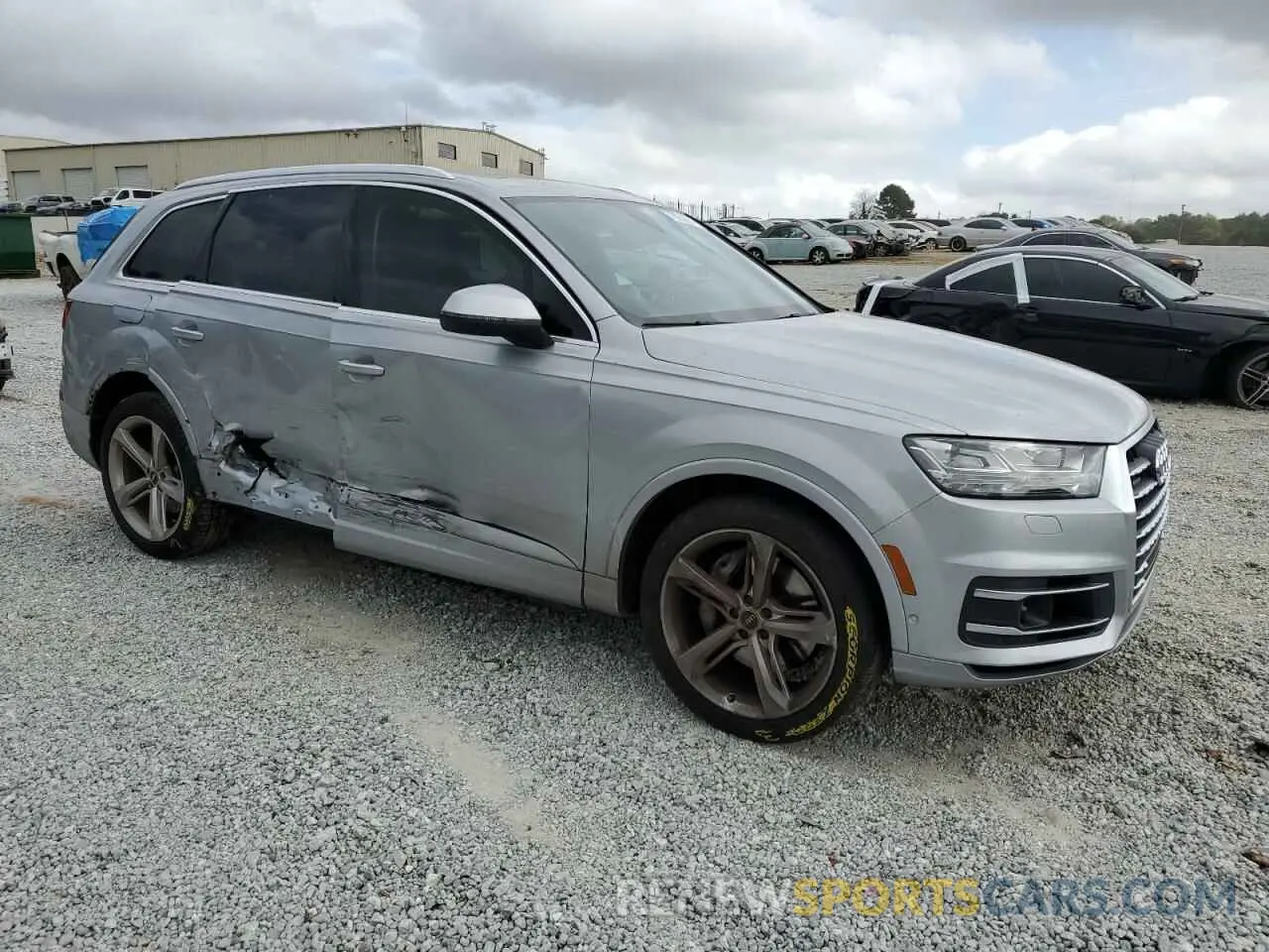 4 fotografías del automóvil dañado WA1VAAF74KD010694 AUDI Q7 2019