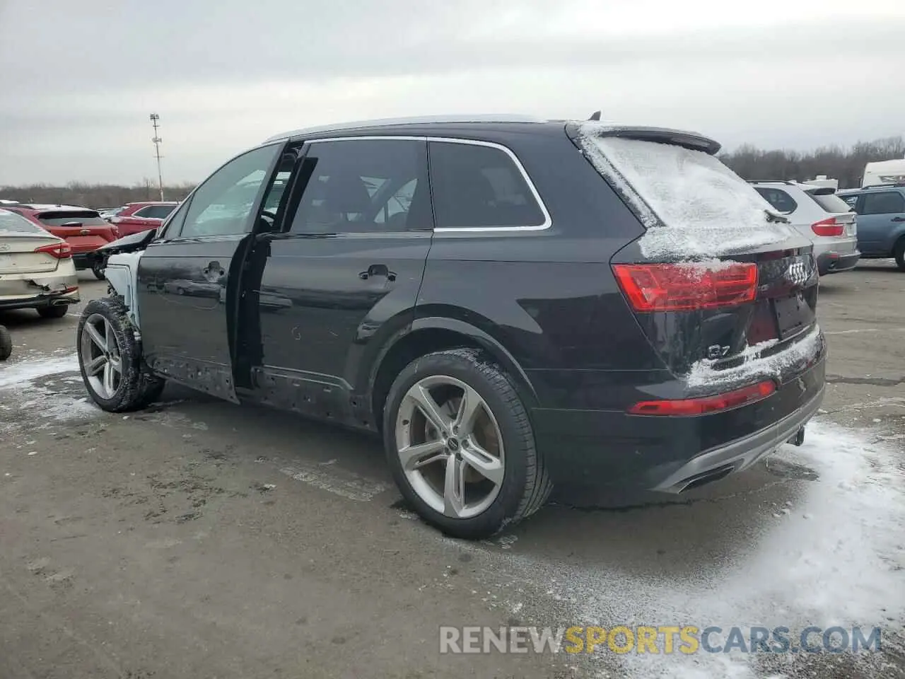2 fotografías del automóvil dañado WA1VAAF74KD019878 AUDI Q7 2019
