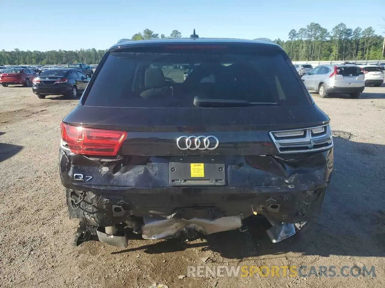 6 fotografías del automóvil dañado WA1VAAF74KD026605 AUDI Q7 2019