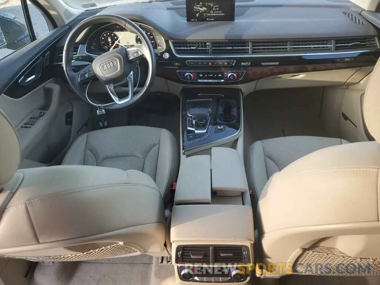 8 fotografías del automóvil dañado WA1VAAF74KD026605 AUDI Q7 2019
