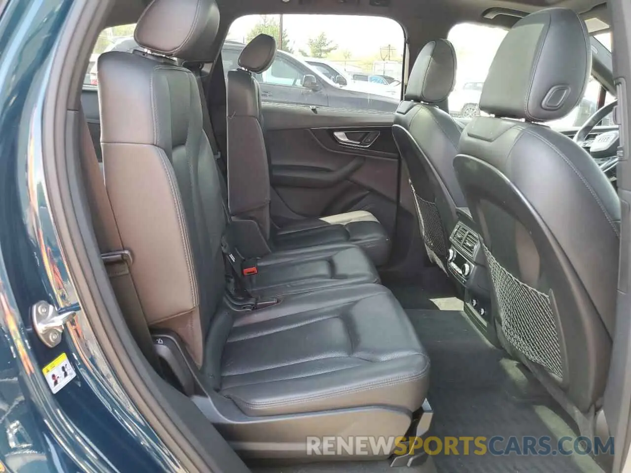 11 fotografías del automóvil dañado WA1VAAF74KD037247 AUDI Q7 2019