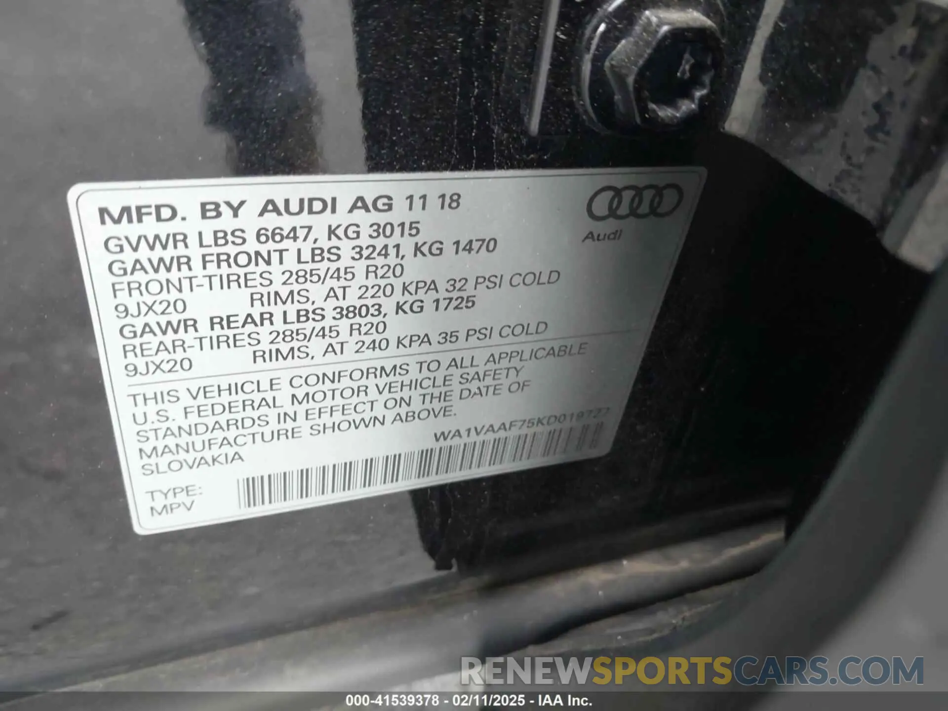 9 fotografías del automóvil dañado WA1VAAF75KD019727 AUDI Q7 2019