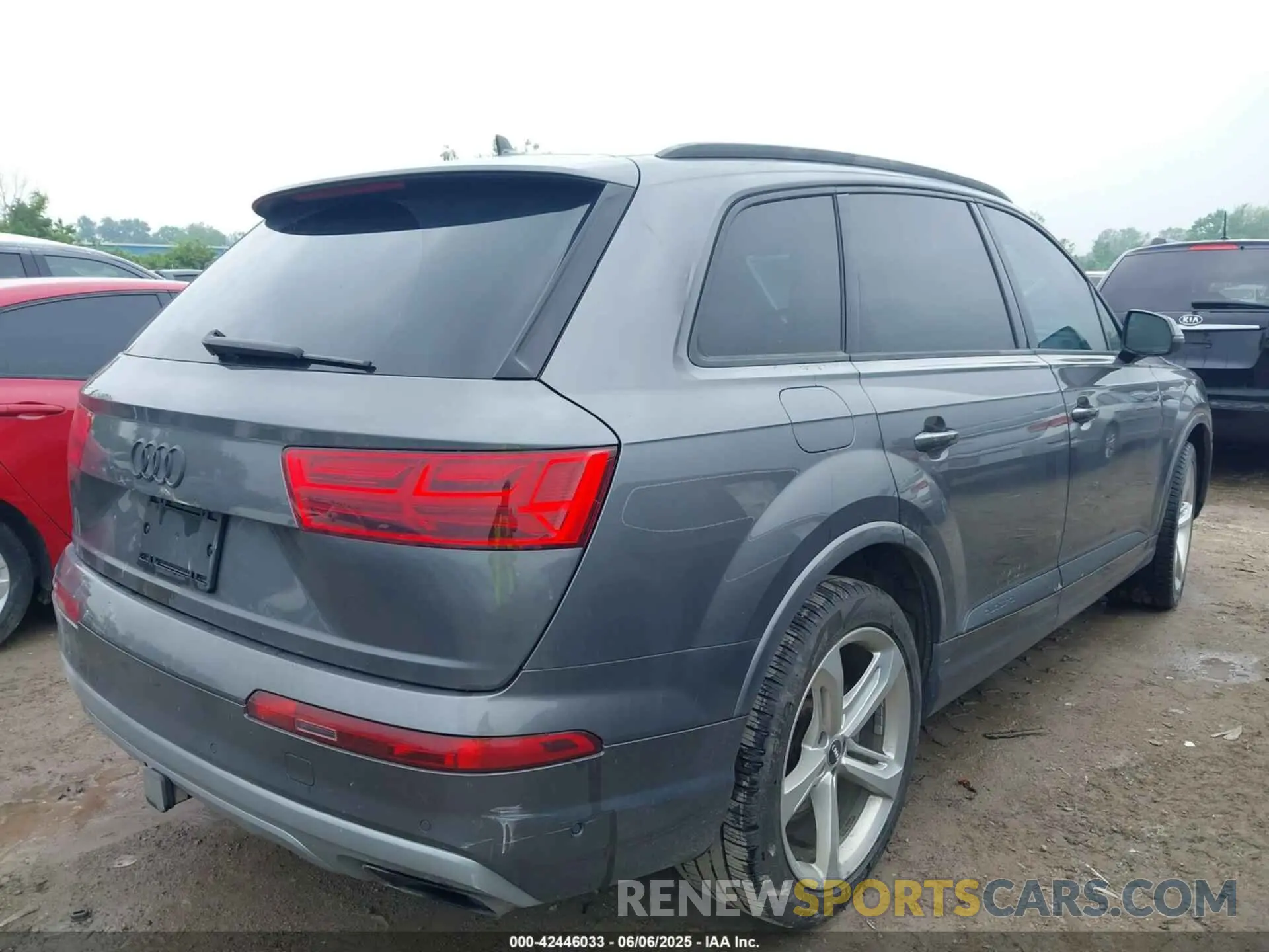 4 fotografías del automóvil dañado WA1VAAF76KD000796 AUDI Q7 2019