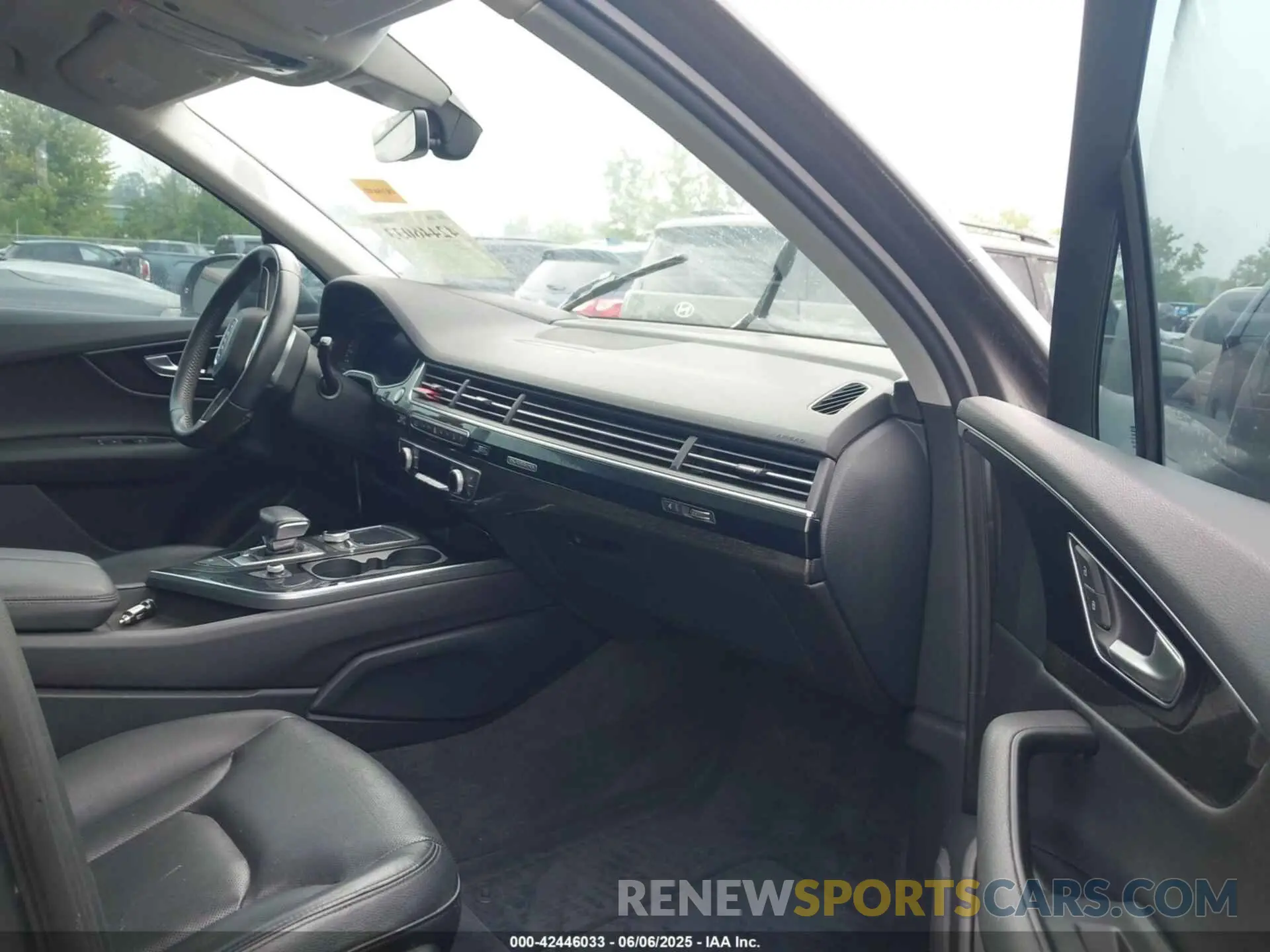5 fotografías del automóvil dañado WA1VAAF76KD000796 AUDI Q7 2019