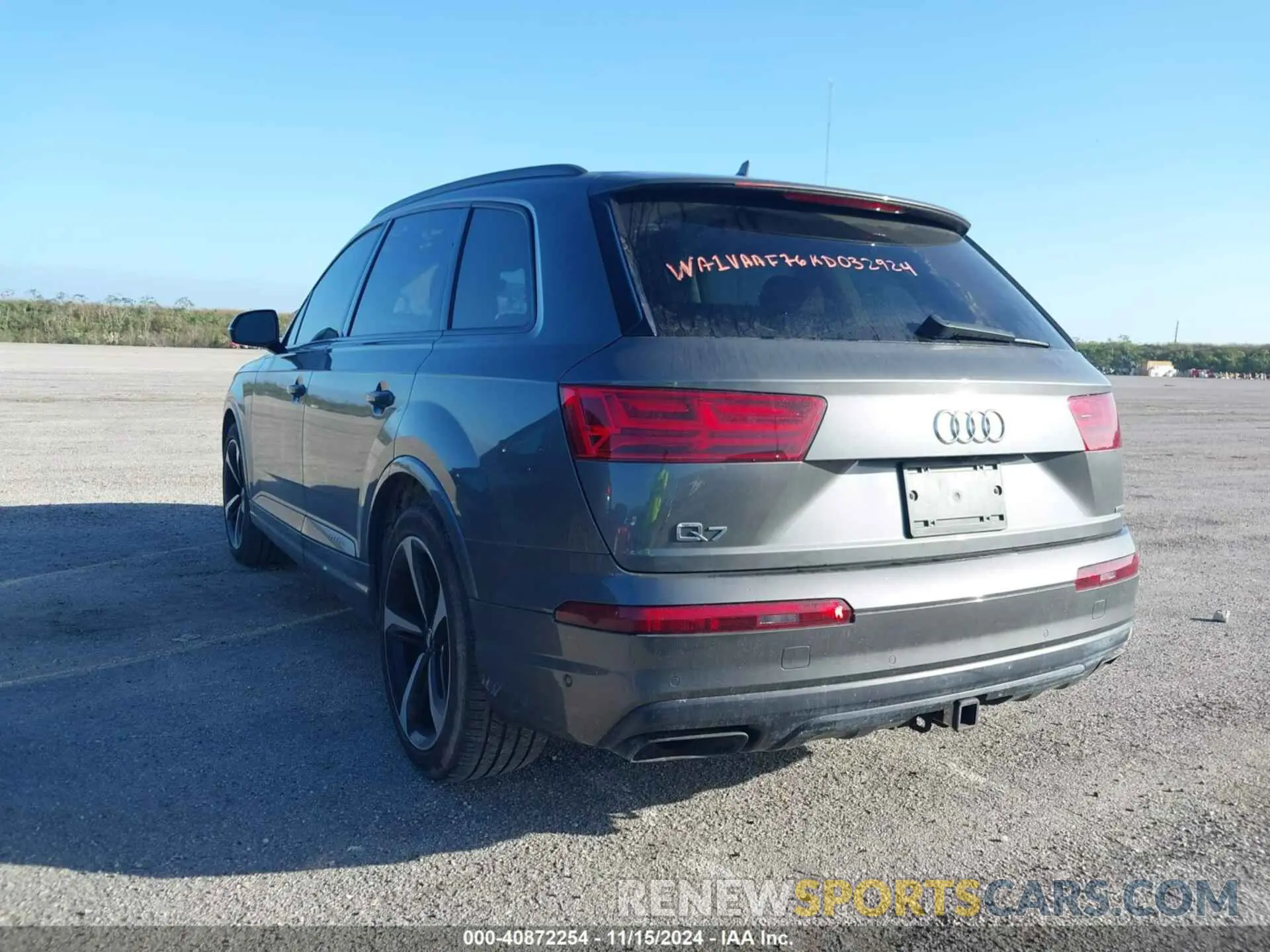 3 fotografías del automóvil dañado WA1VAAF76KD032924 AUDI Q7 2019