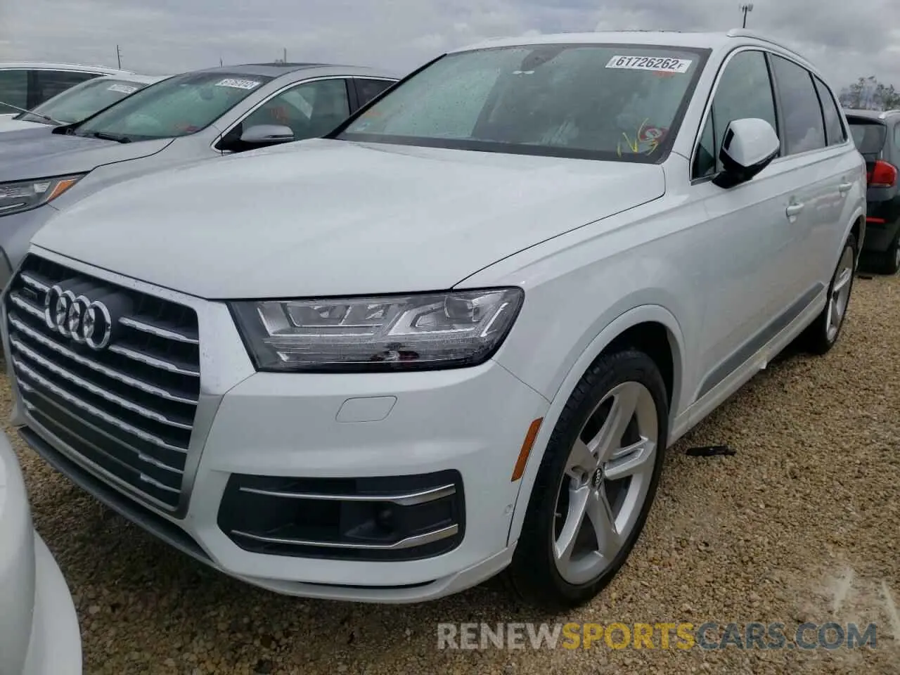 2 fotografías del automóvil dañado WA1VAAF76KD048735 AUDI Q7 2019