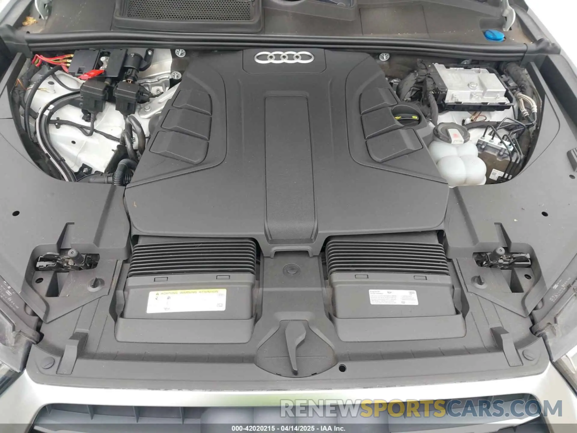 10 fotografías del automóvil dañado WA1VAAF77KD033998 AUDI Q7 2019