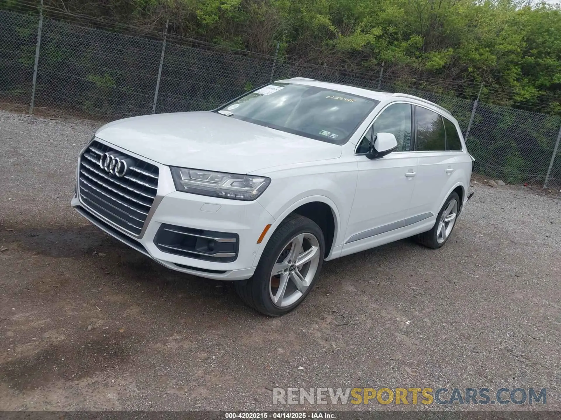 2 fotografías del automóvil dañado WA1VAAF77KD033998 AUDI Q7 2019