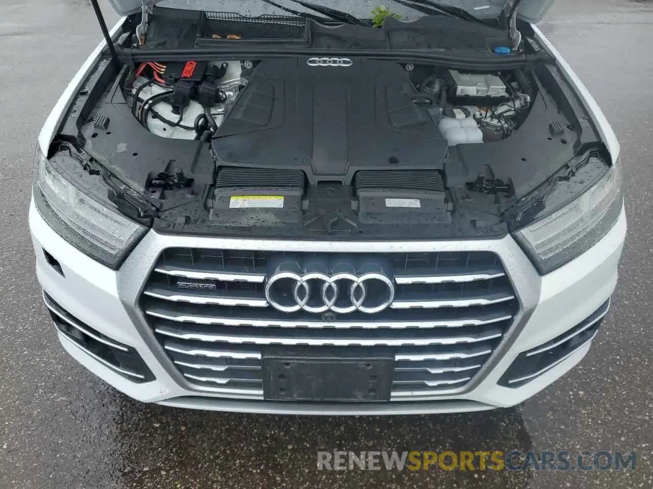 12 fotografías del automóvil dañado WA1VAAF78KD011315 AUDI Q7 2019