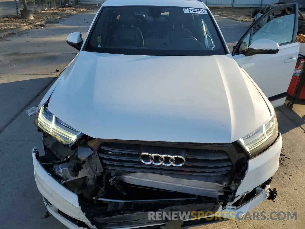 12 fotografías del automóvil dañado WA1VABF73KD025984 AUDI Q7 2019