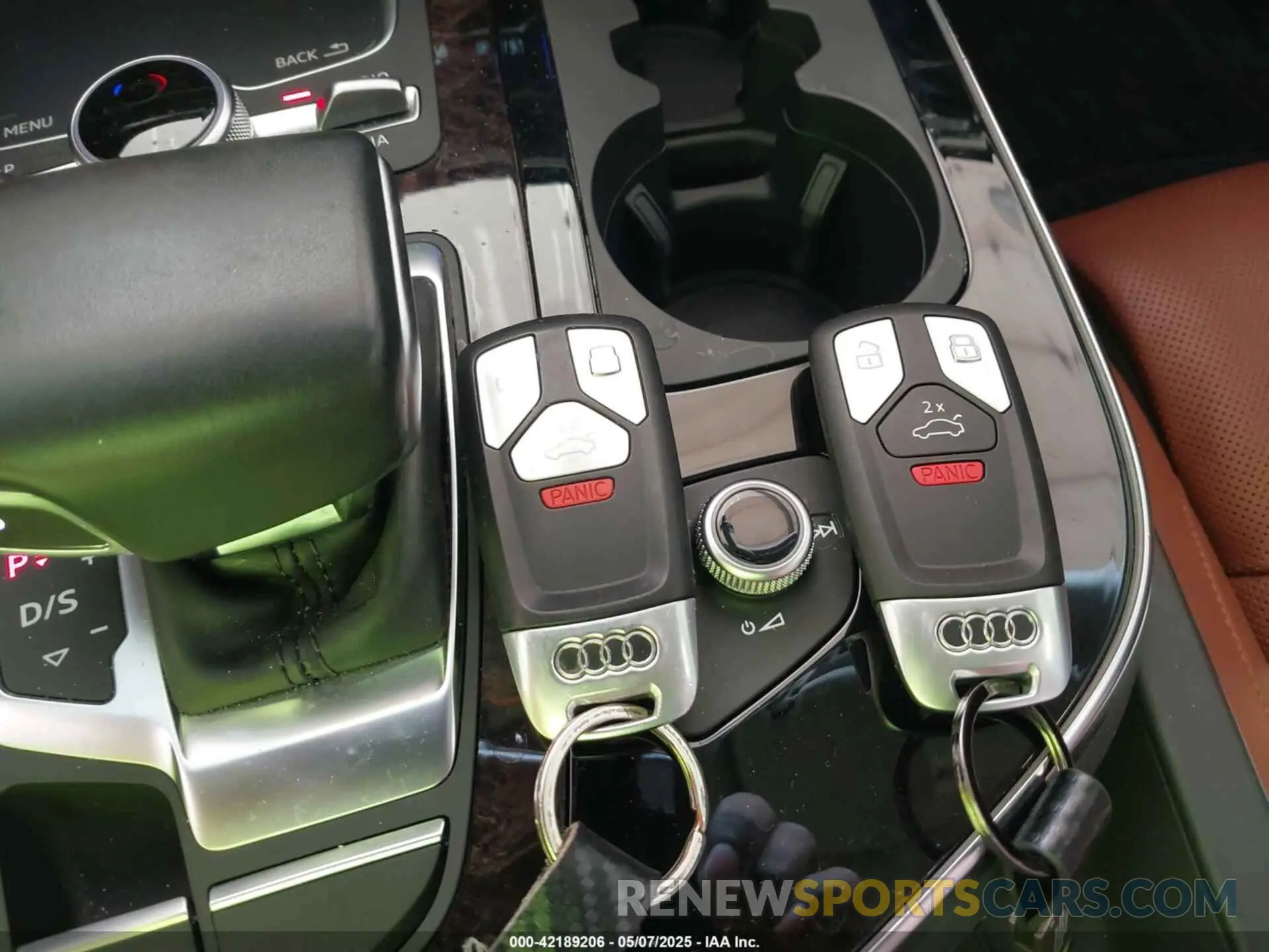 11 fotografías del automóvil dañado WA1VABF78KD018836 AUDI Q7 2019