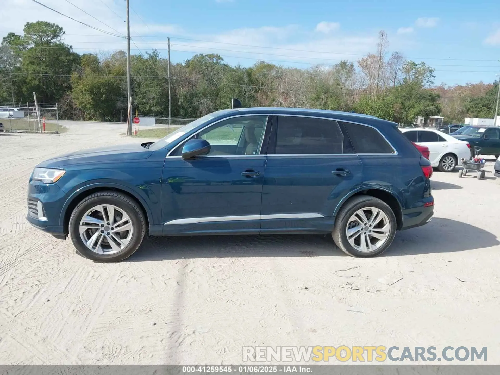 14 fotografías del automóvil dañado WA1AJAF75LD011384 AUDI Q7 2020