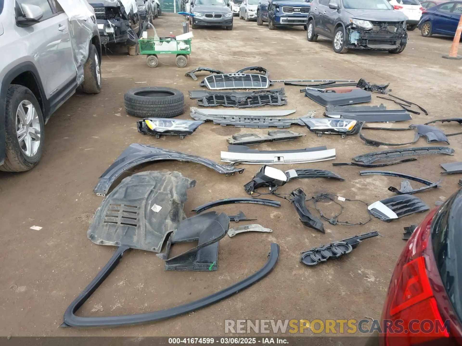 12 fotografías del automóvil dañado WA1AXAF74LD011455 AUDI Q7 2020