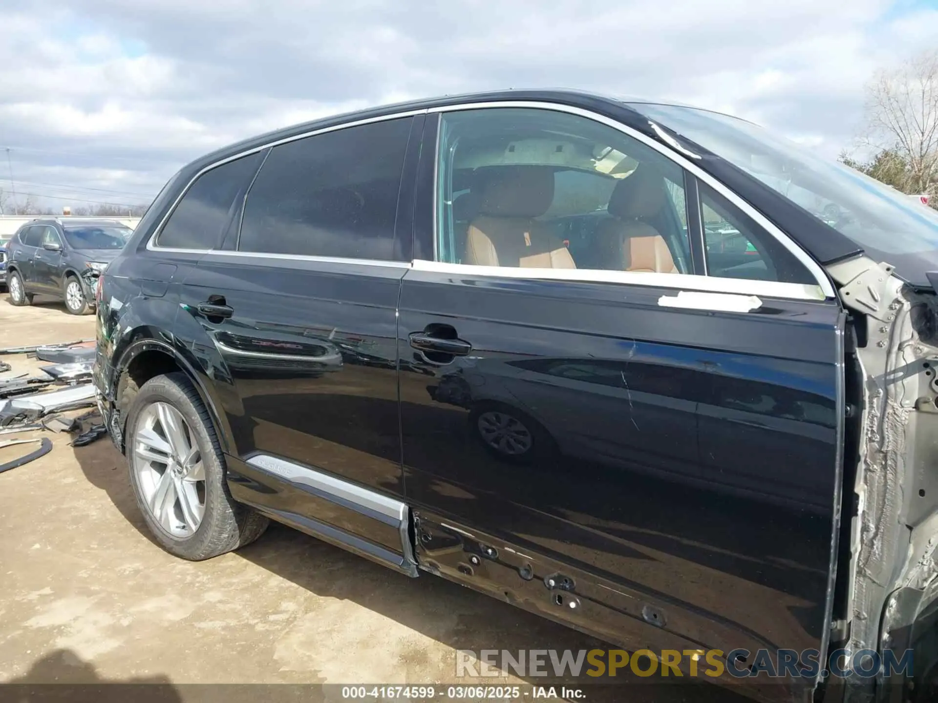 14 fotografías del automóvil dañado WA1AXAF74LD011455 AUDI Q7 2020