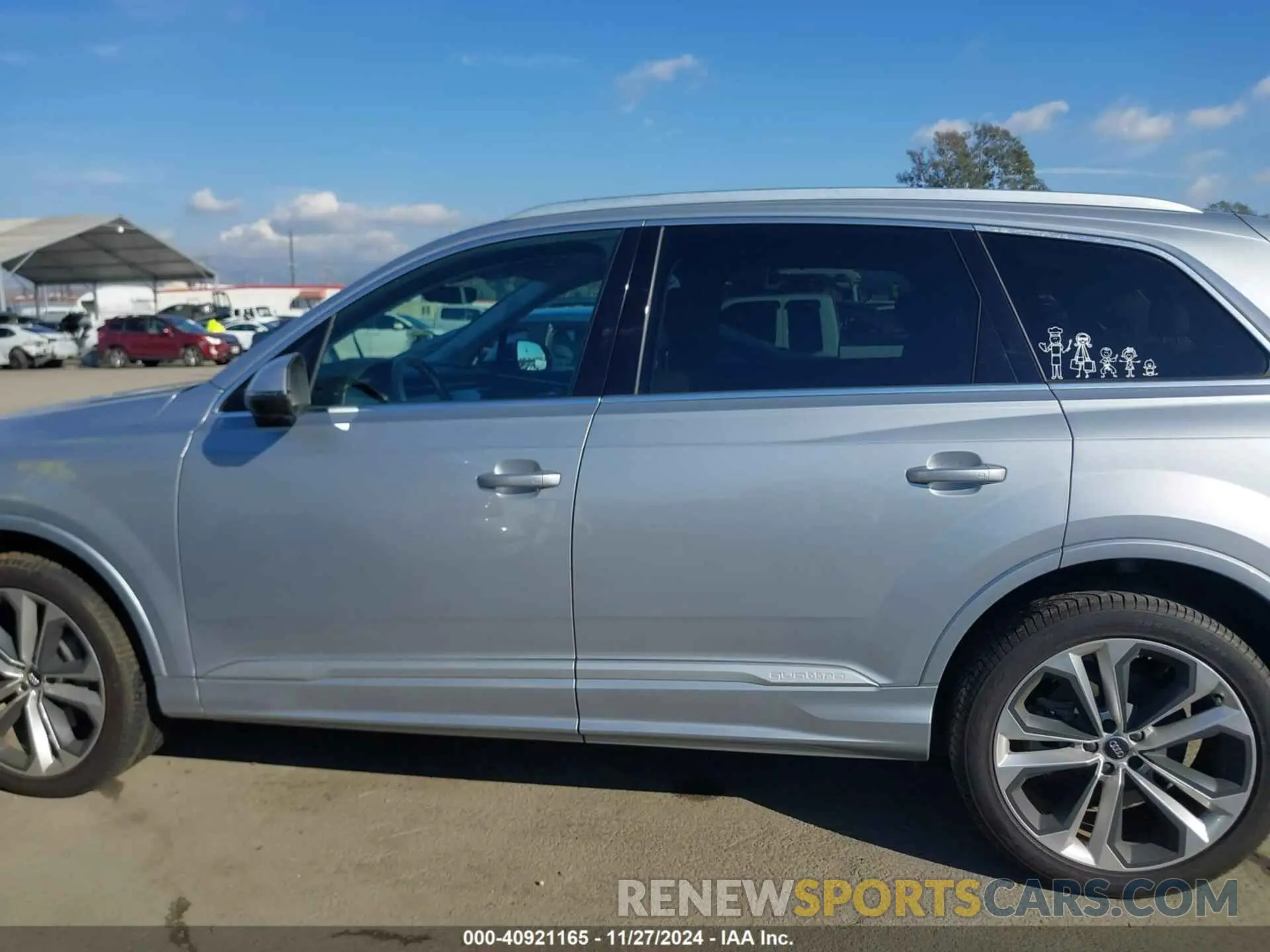 14 fotografías del automóvil dañado WA1LXAF71LD013253 AUDI Q7 2020
