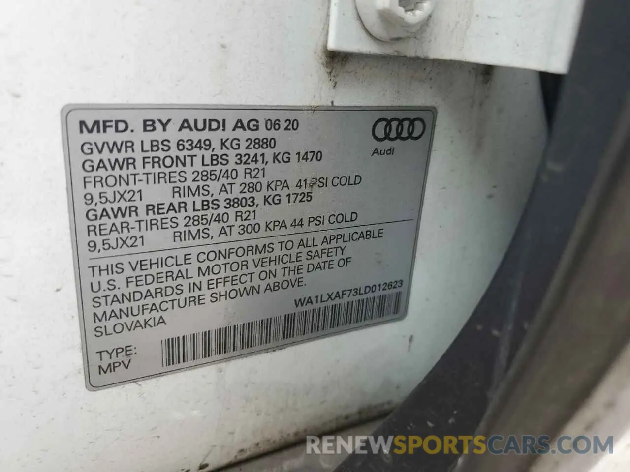 13 fotografías del automóvil dañado WA1LXAF73LD012623 AUDI Q7 2020