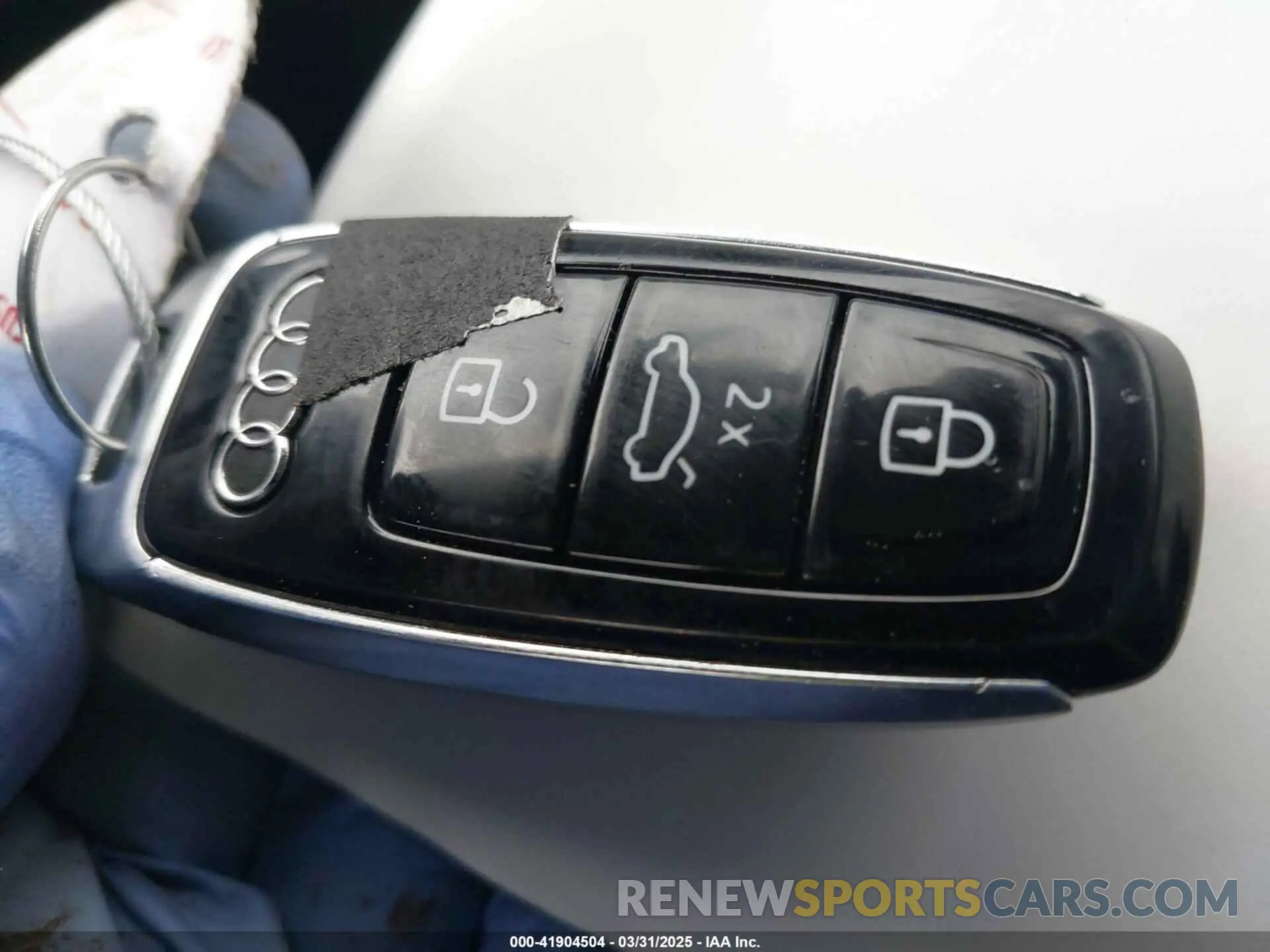11 fotografías del automóvil dañado WA1LXAF76LD011840 AUDI Q7 2020