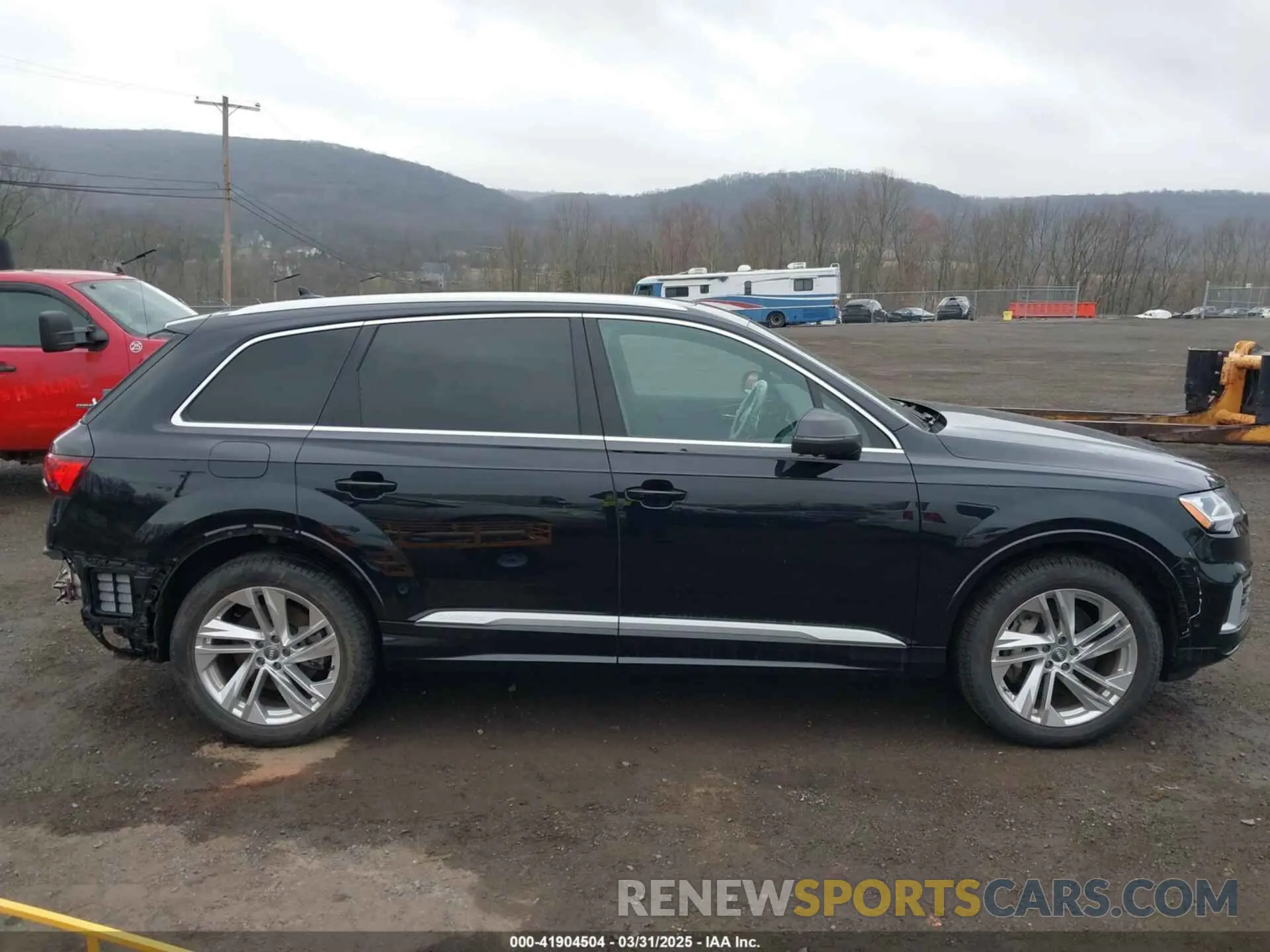 13 fotografías del automóvil dañado WA1LXAF76LD011840 AUDI Q7 2020