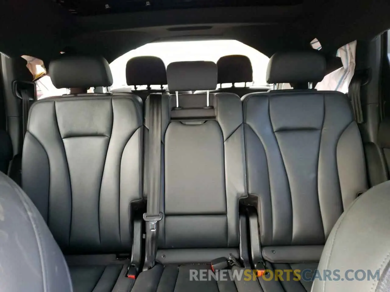 10 fotografías del automóvil dañado WA1AJAF71MD019919 AUDI Q7 2021