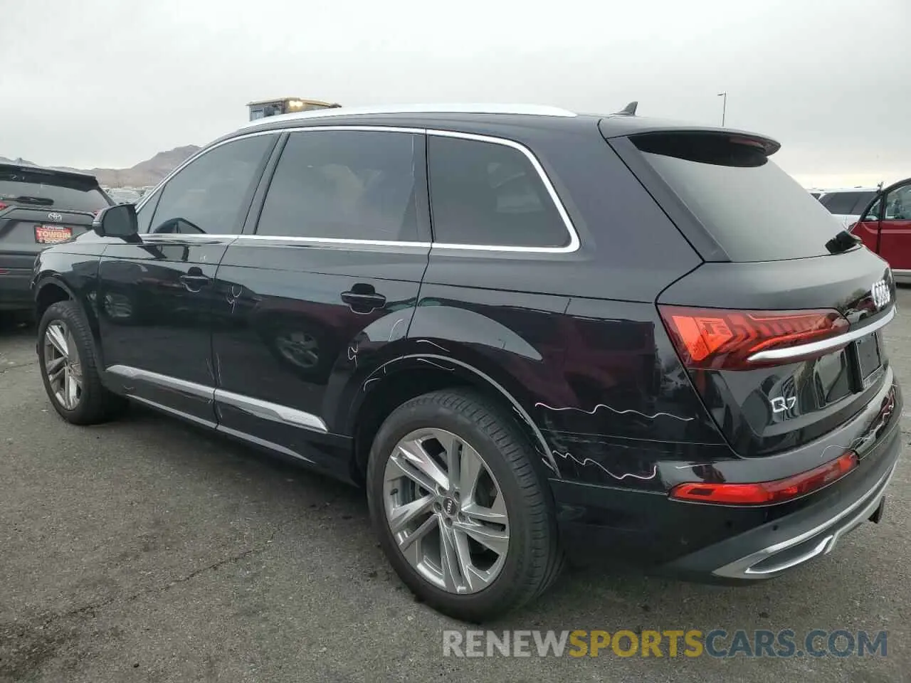 2 fotografías del automóvil dañado WA1AJAF79MD000163 AUDI Q7 2021
