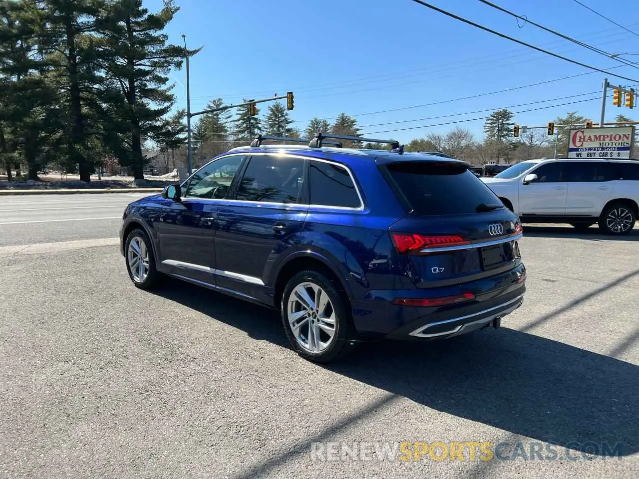3 fotografías del automóvil dañado WA1AXAF70MD025287 AUDI Q7 2021