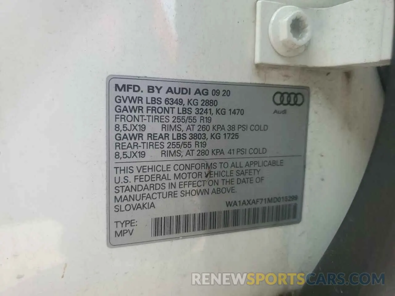 14 fotografías del automóvil dañado WA1AXAF71MD015299 AUDI Q7 2021