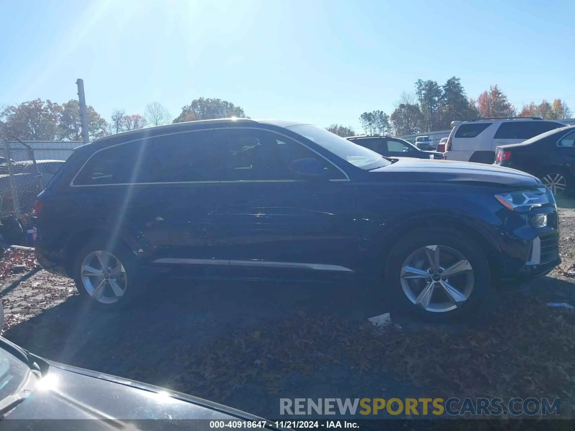 13 fotografías del automóvil dañado WA1AXAF71MD033818 AUDI Q7 2021