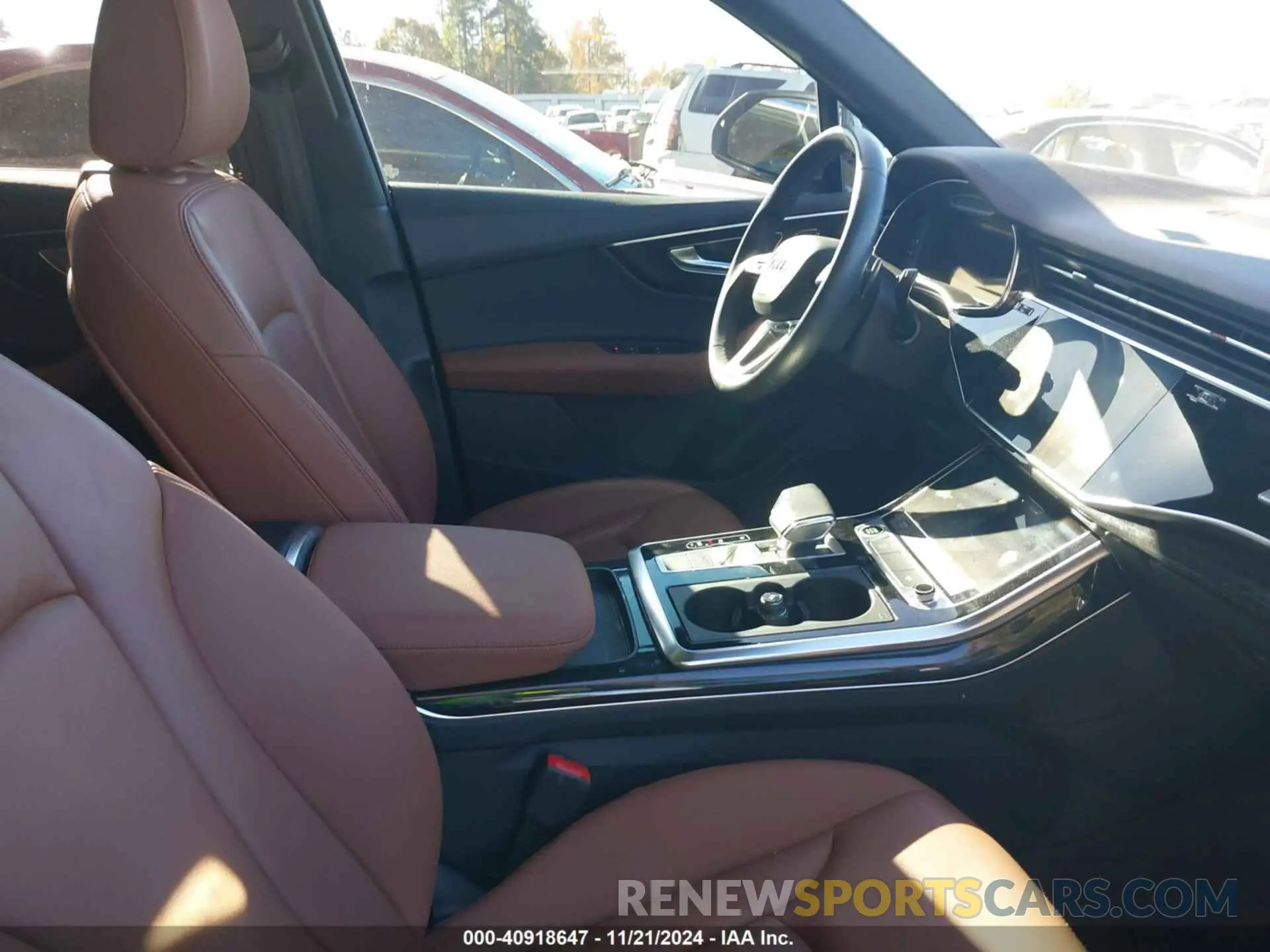 5 fotografías del automóvil dañado WA1AXAF71MD033818 AUDI Q7 2021