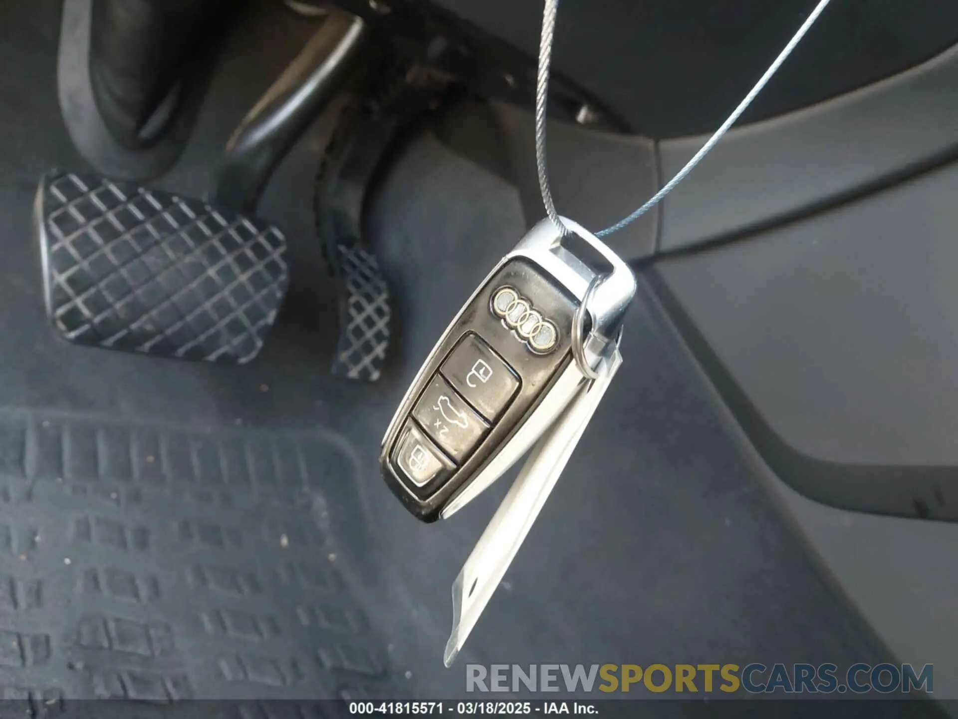 11 fotografías del automóvil dañado WA1AXAF77MD033371 AUDI Q7 2021
