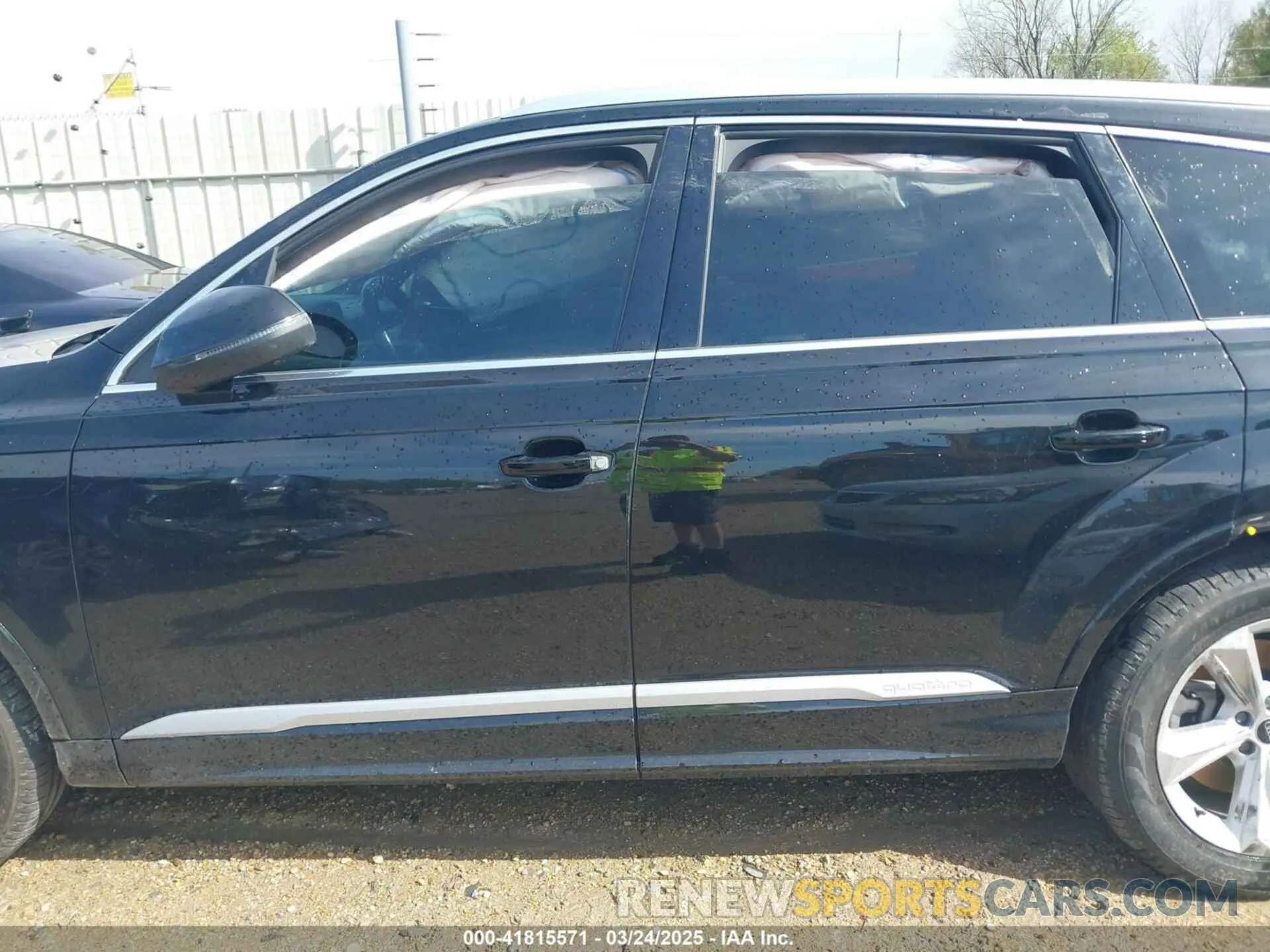 14 fotografías del automóvil dañado WA1AXAF77MD033371 AUDI Q7 2021