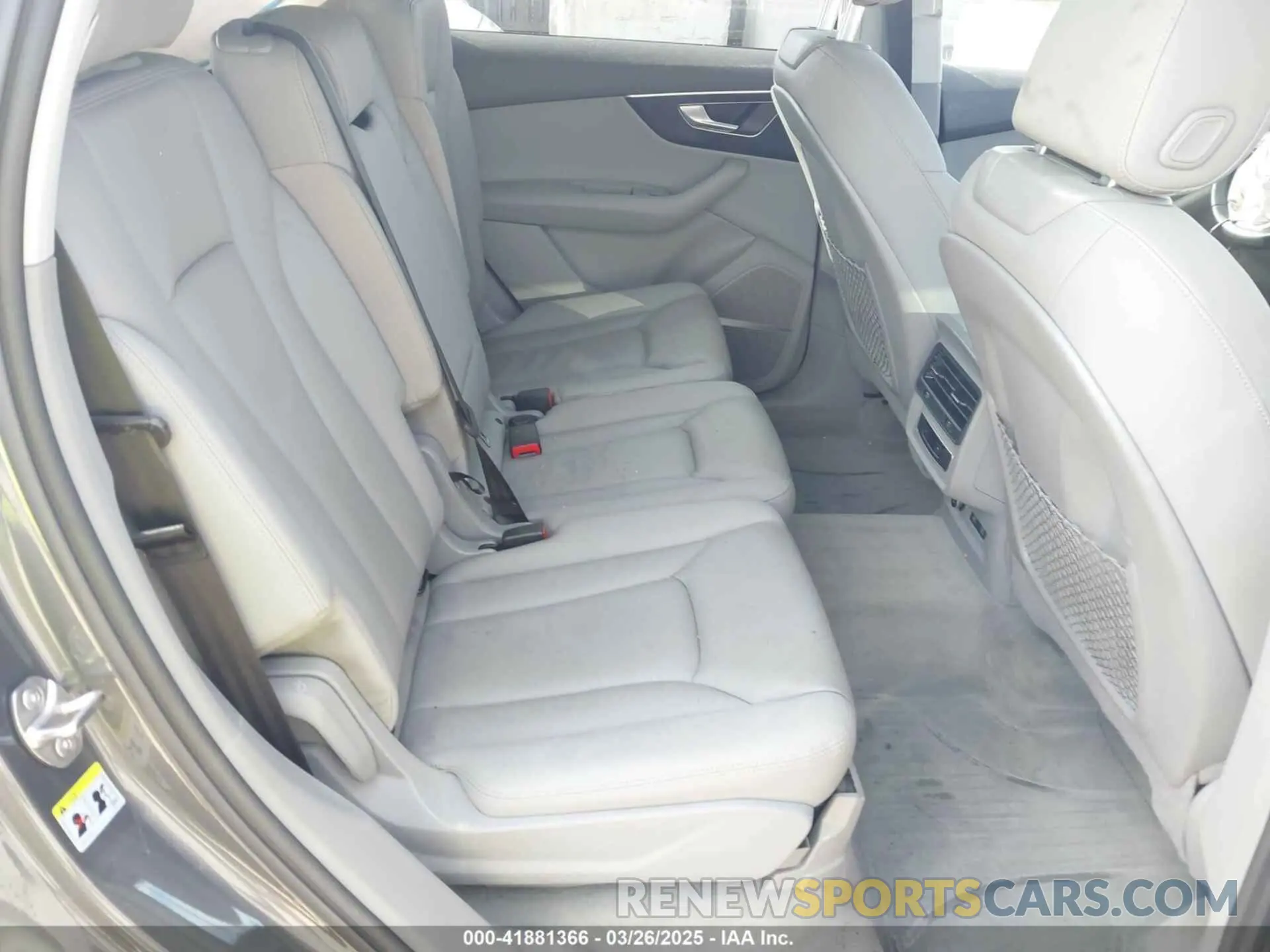 8 fotografías del automóvil dañado WA1LJAF74MD031720 AUDI Q7 2021