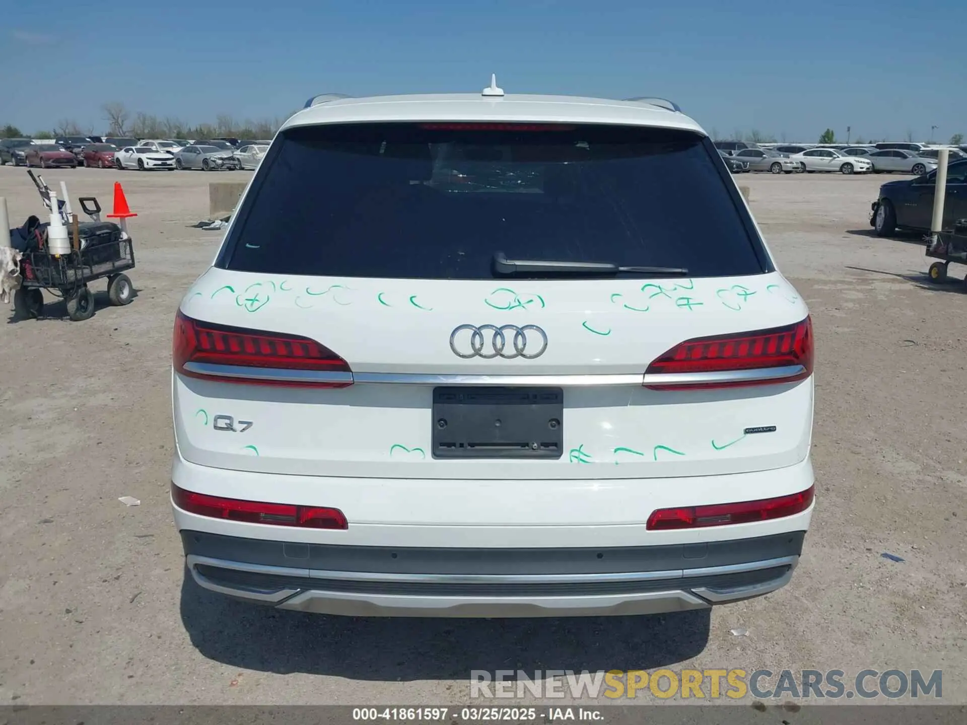16 fotografías del automóvil dañado WA1LJAF76MD014837 AUDI Q7 2021