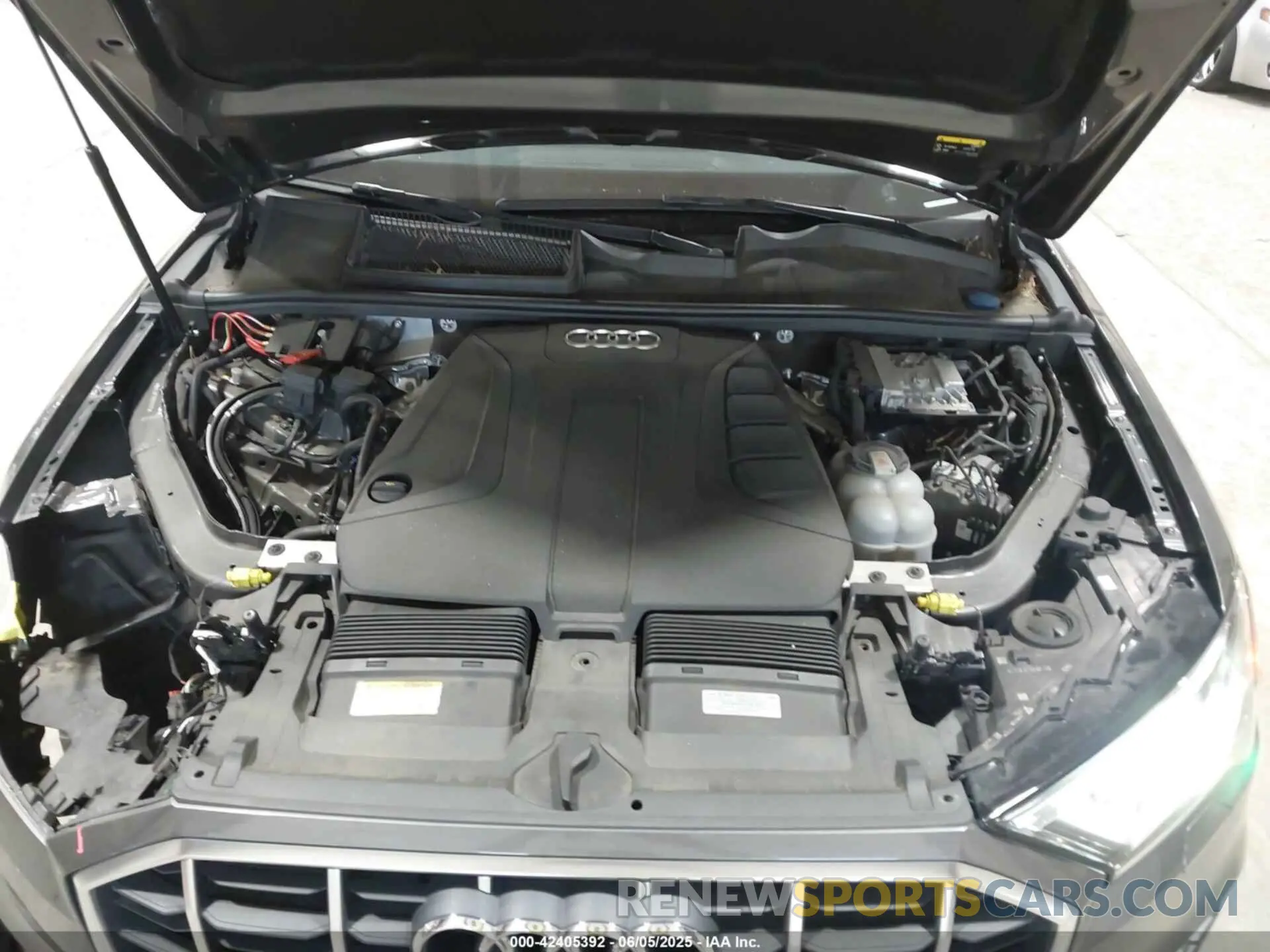 10 fotografías del automóvil dañado WA1LJAF7XMD015375 AUDI Q7 2021