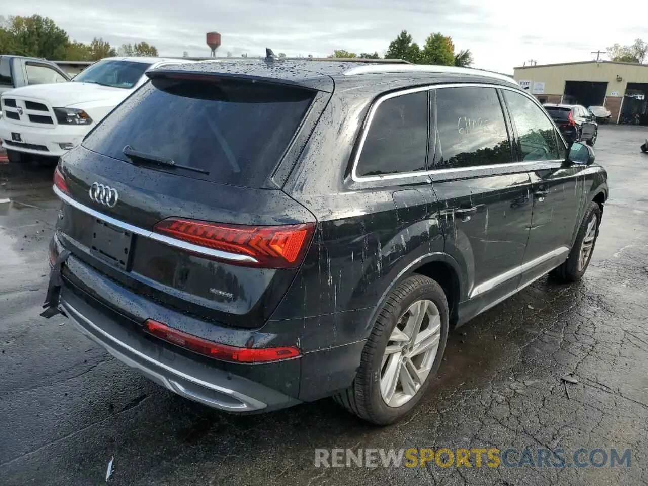 4 fotografías del automóvil dañado WA1LXAF72MD038101 AUDI Q7 2021