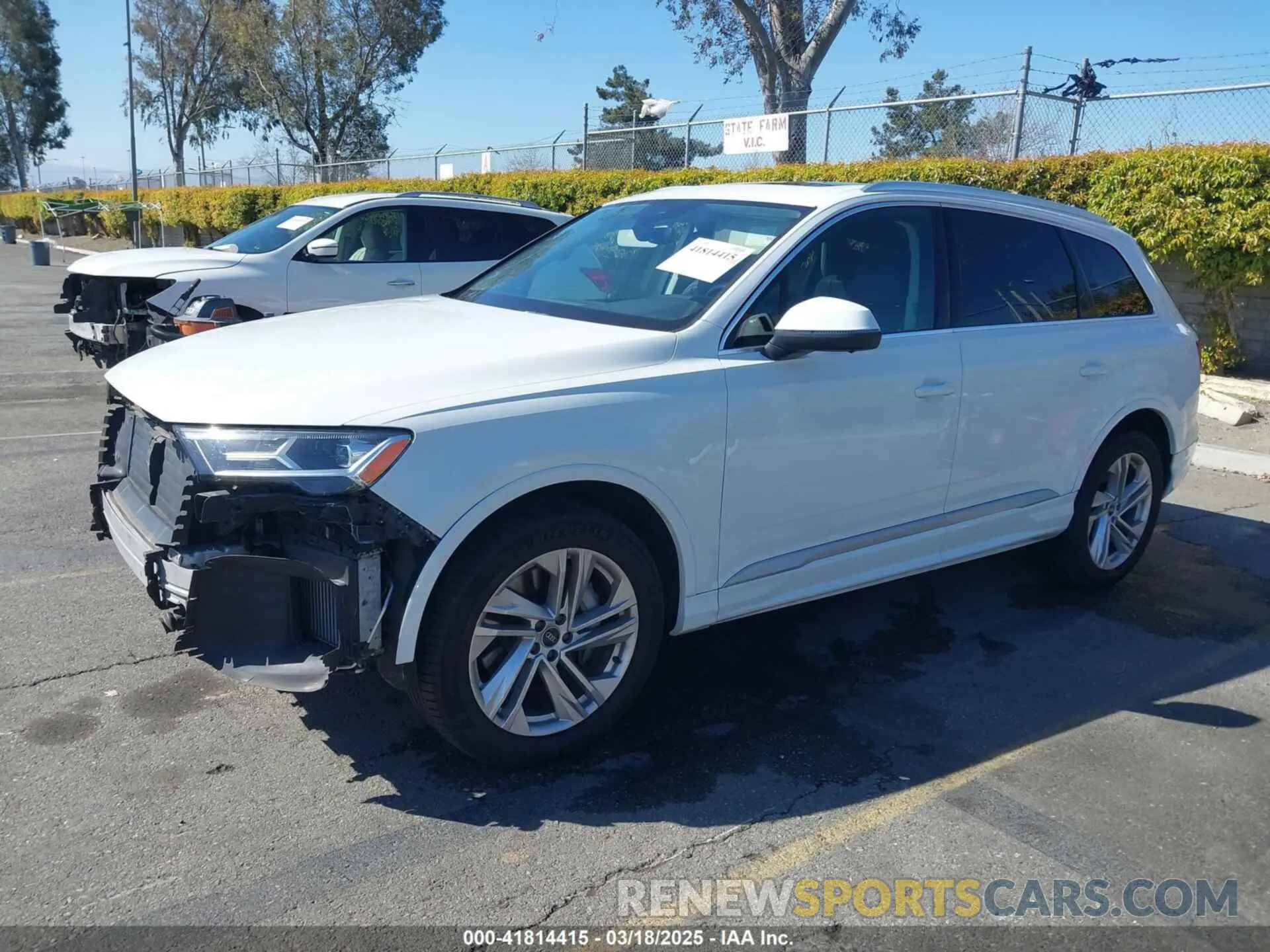 2 fotografías del automóvil dañado WA1LXAF73MD021033 AUDI Q7 2021