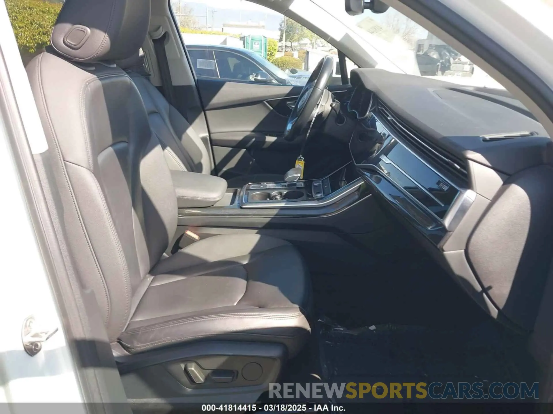5 fotografías del automóvil dañado WA1LXAF73MD021033 AUDI Q7 2021
