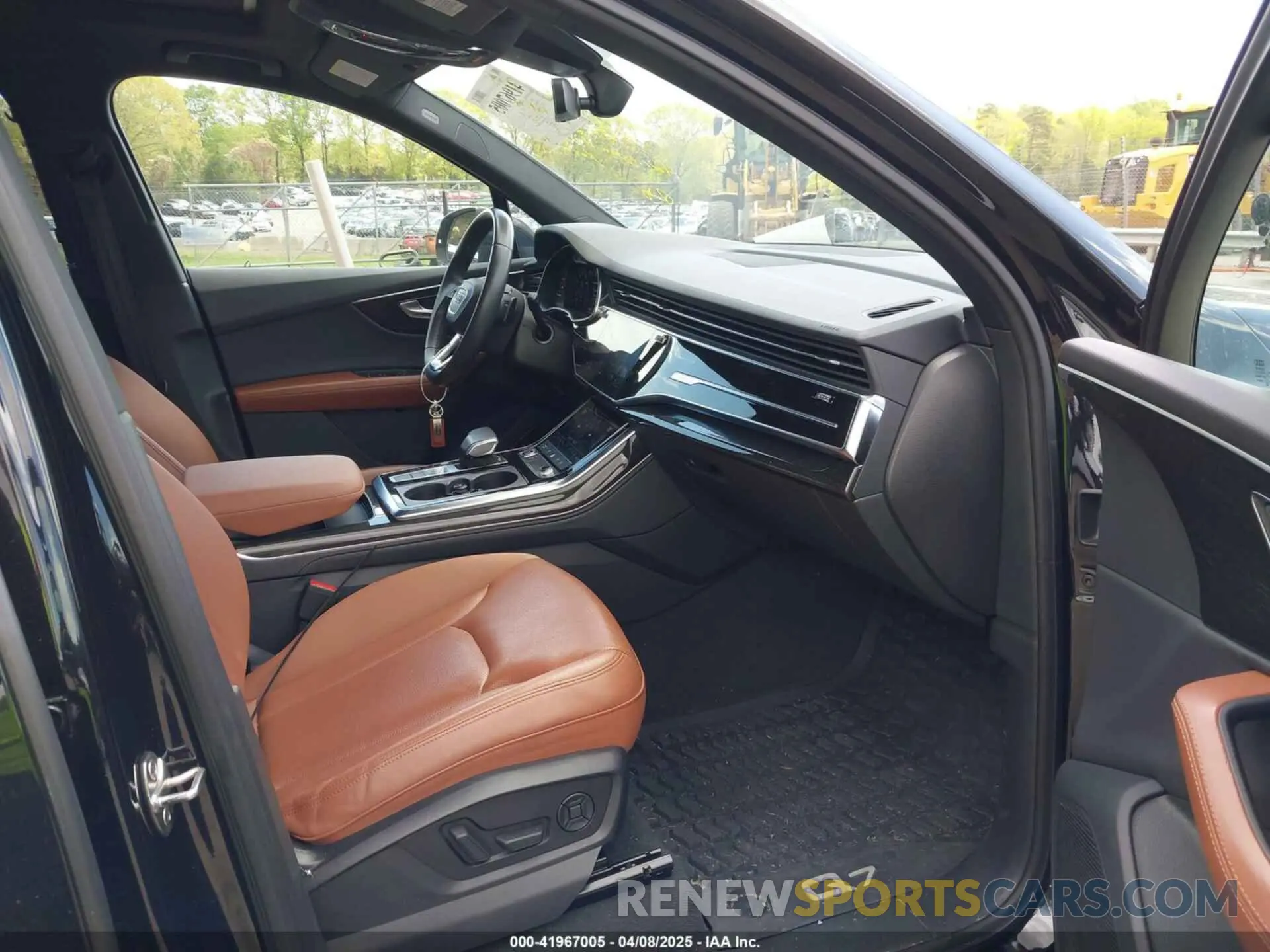 5 fotografías del automóvil dañado WA1LXAF74MD018111 AUDI Q7 2021