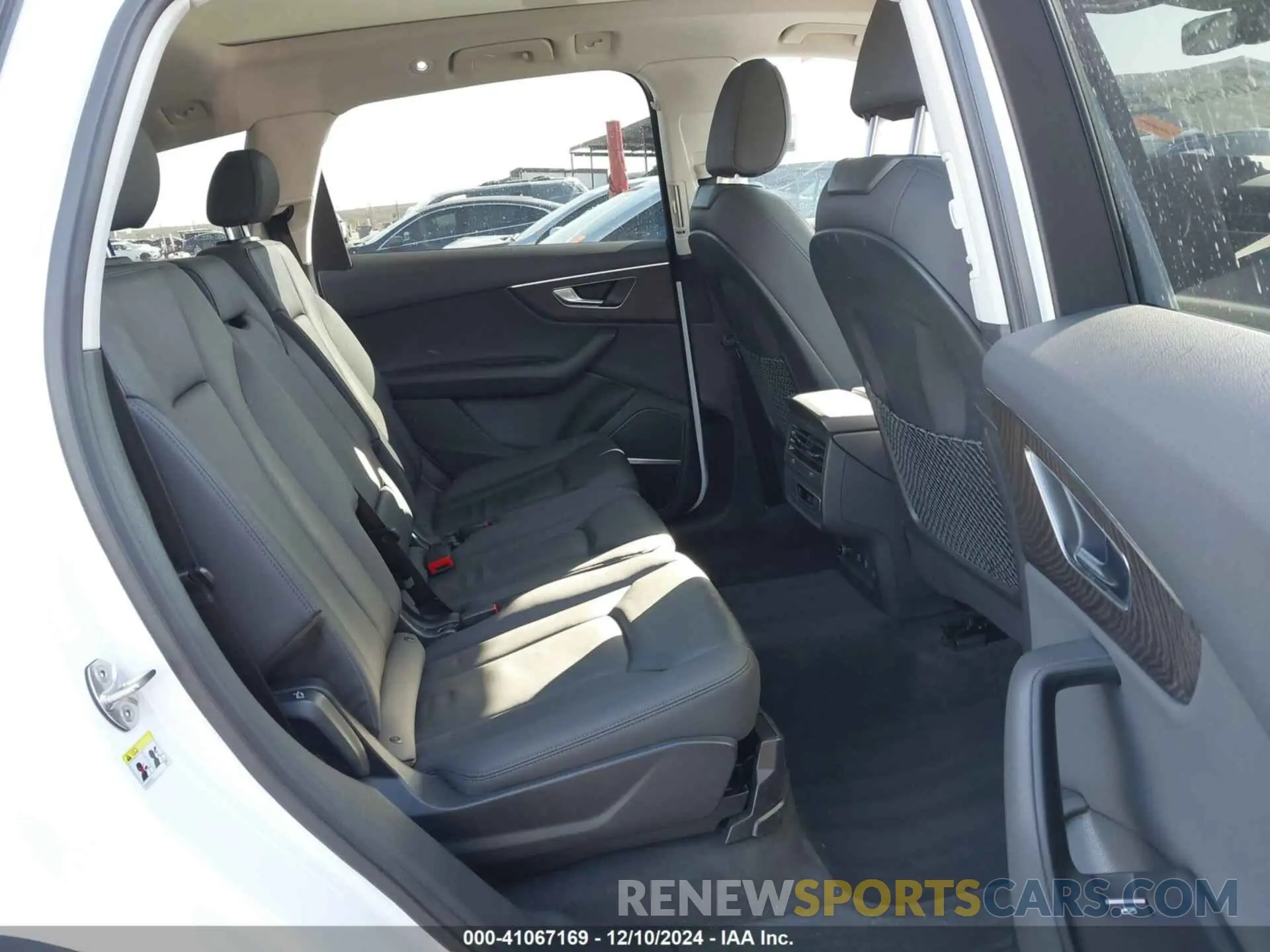 8 fotografías del automóvil dañado WA1LXAF77MD014974 AUDI Q7 2021