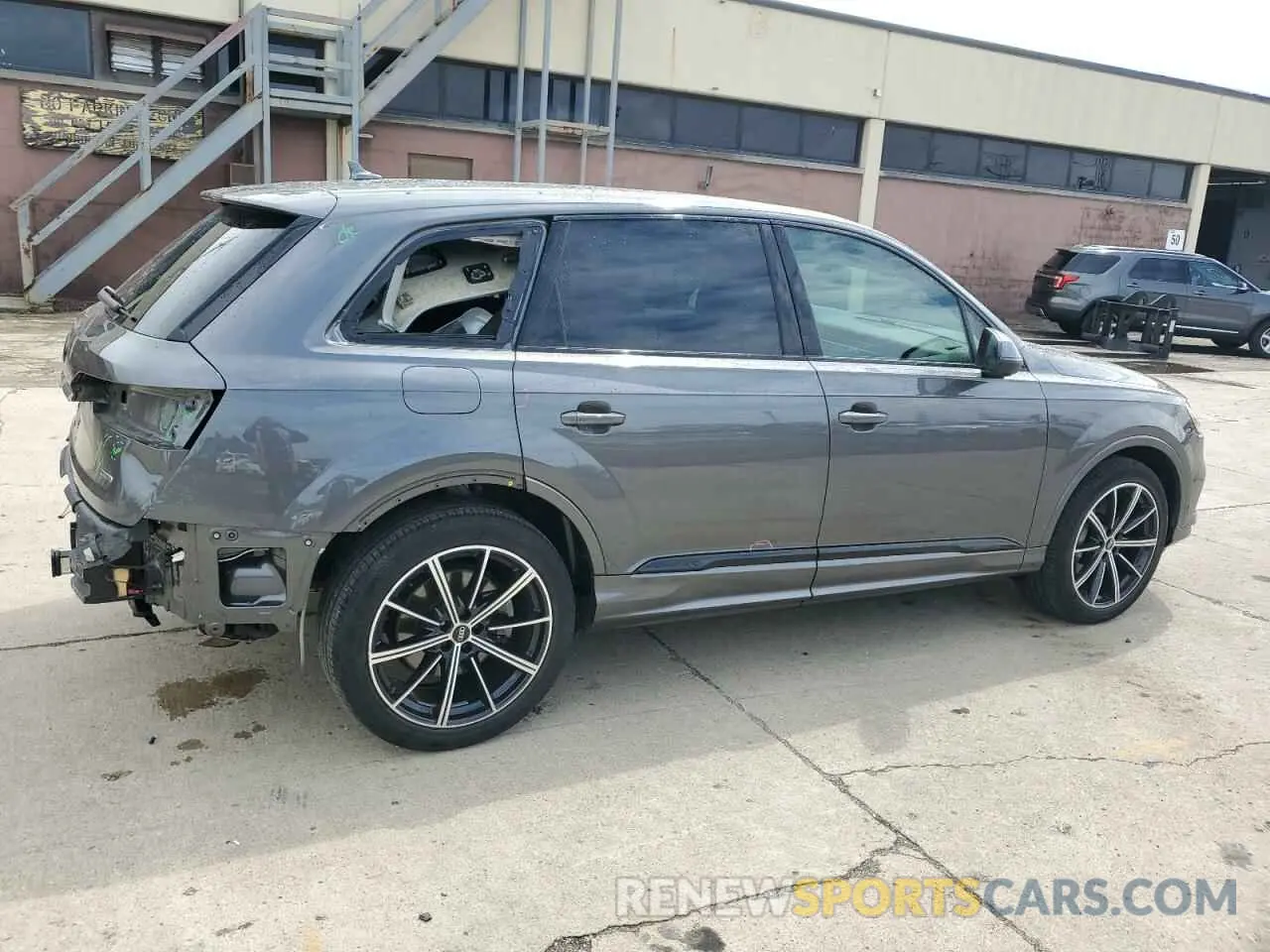 3 fotografías del automóvil dañado WA1LXAF7XMD035947 AUDI Q7 2021