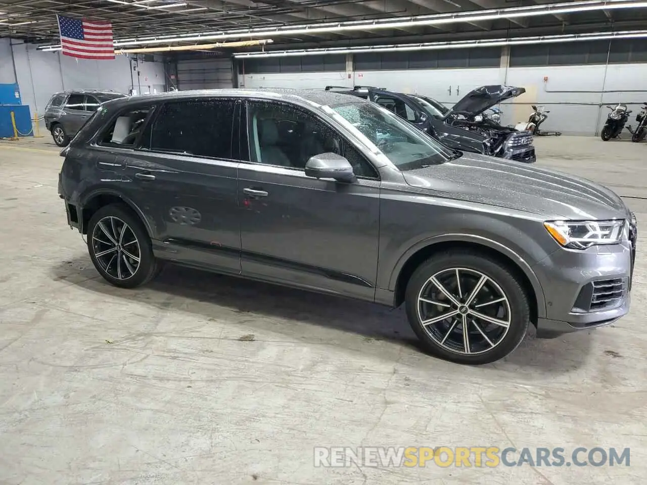 4 fotografías del automóvil dañado WA1LXAF7XMD035947 AUDI Q7 2021